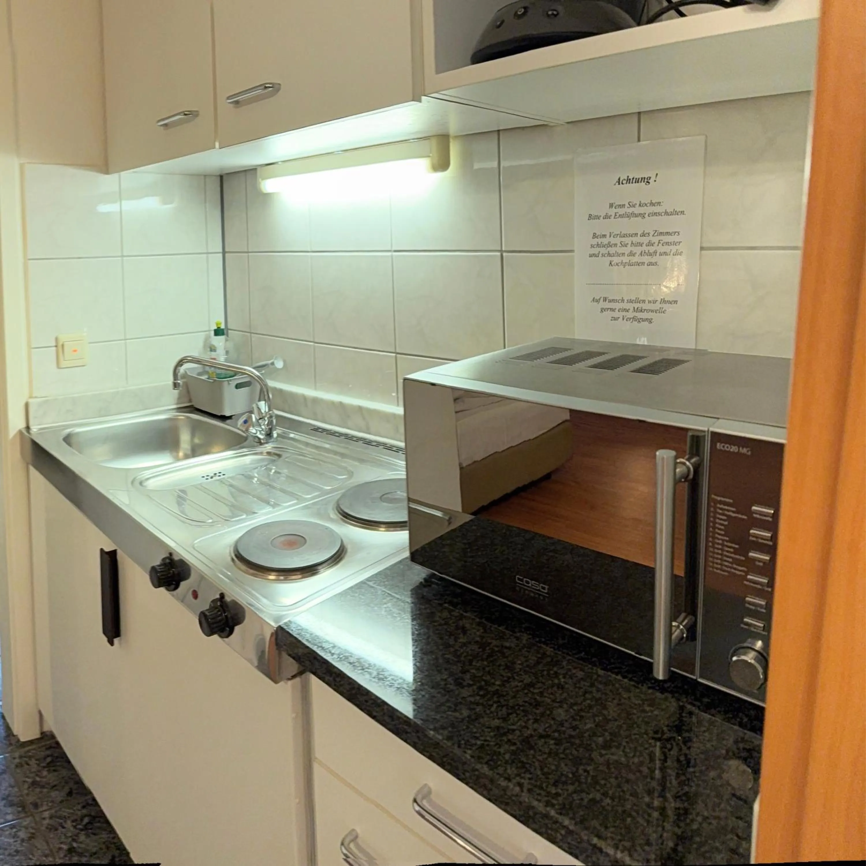 Photo of the whole room in Keyless Boardinghouse