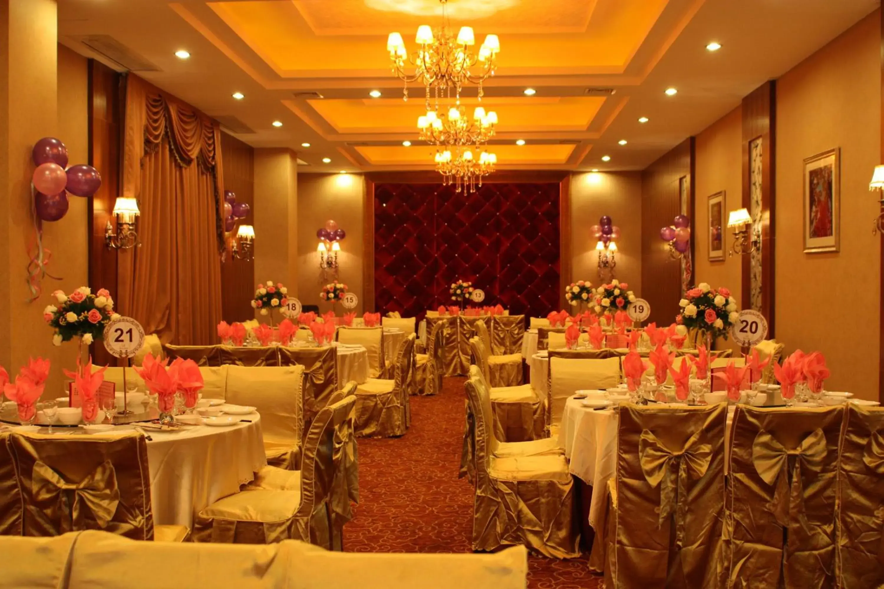 Restaurant/places to eat in Foshan Royal Prince Hotel Restaurant/places to eat in Foshan Royal Prince Hotel
