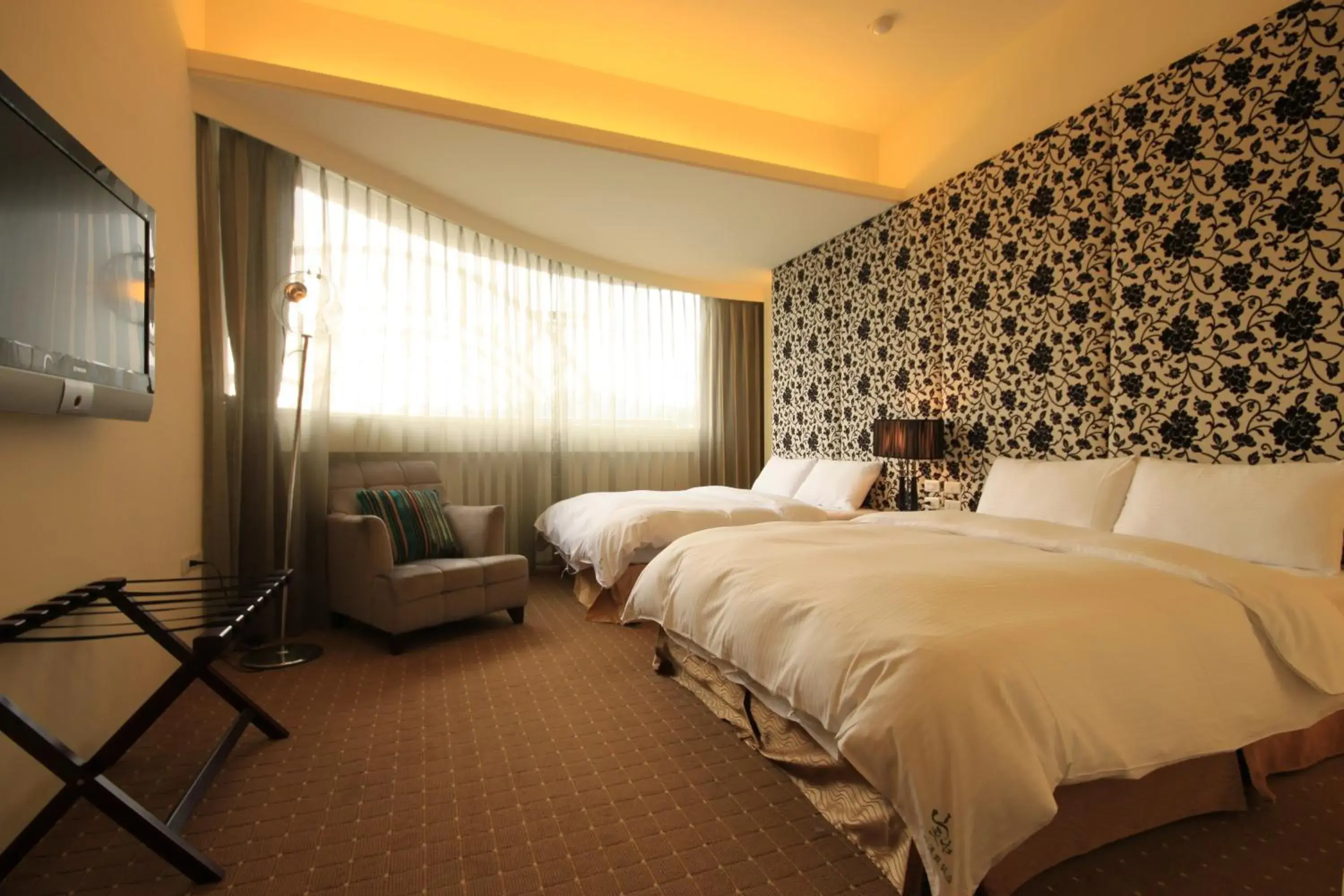 Photo of the whole room, Bed in Mountain Fish Water Hotel Photo of the whole room, Bed in Mountain Fish Water Hotel