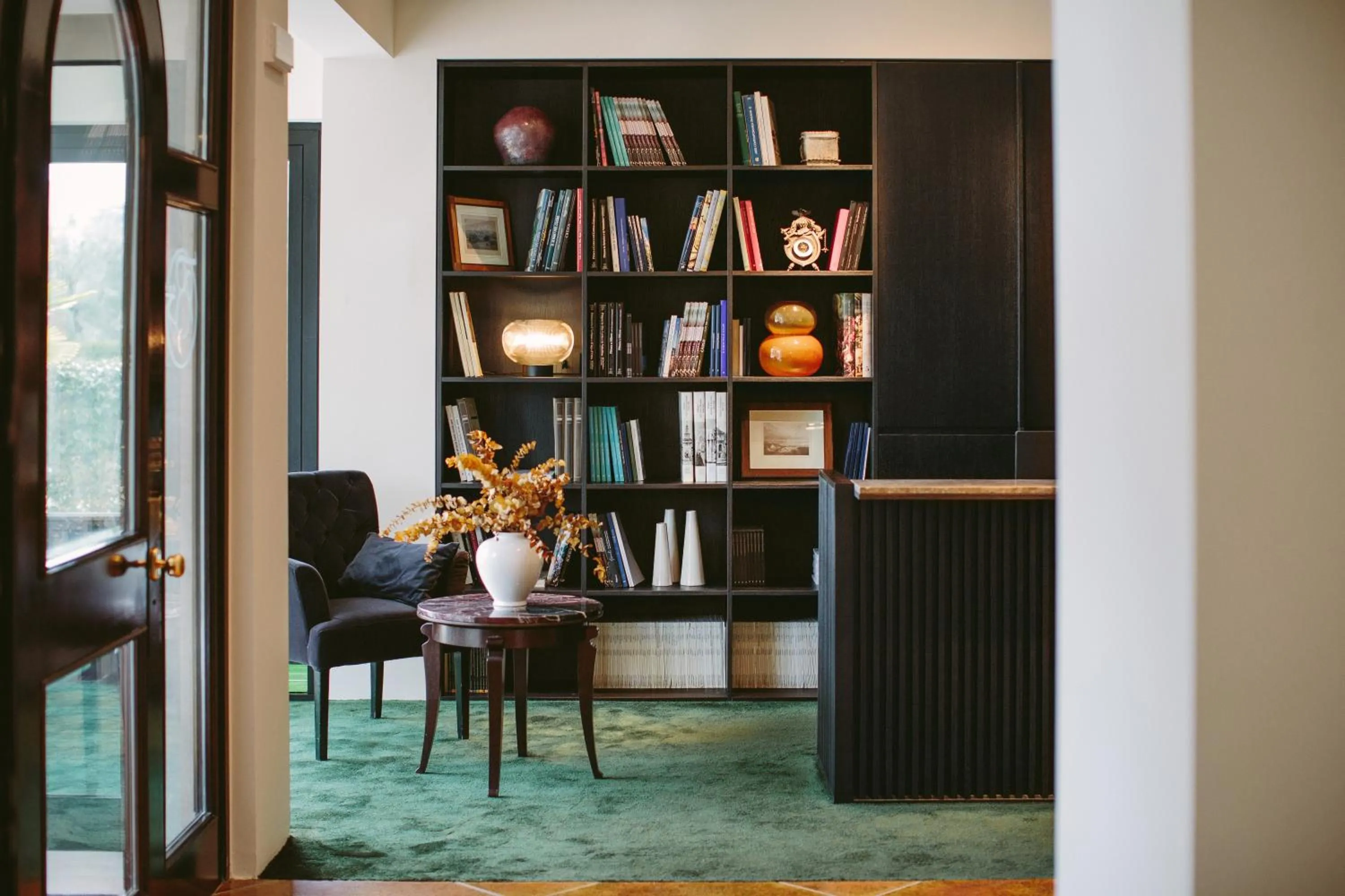 Library in Hotel Piccola Vela