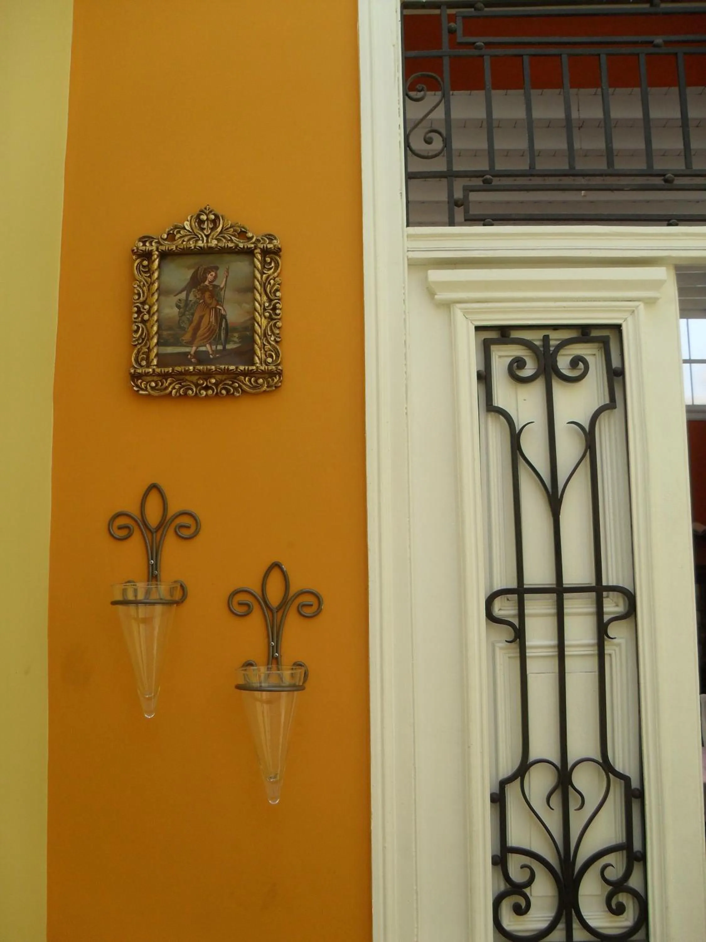 Decorative detail in Residencial Miraflores B&B