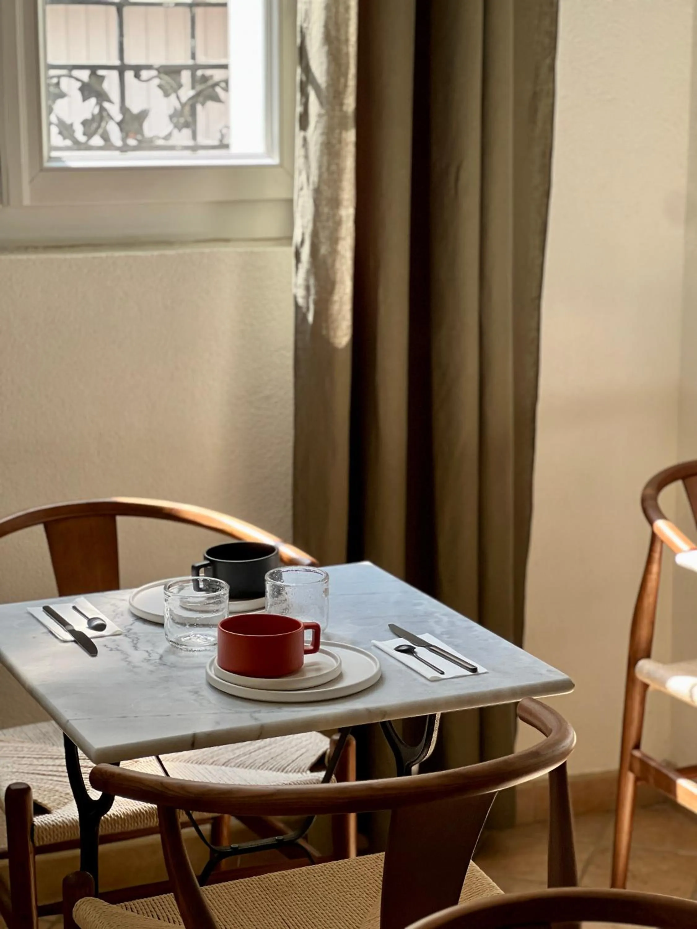 Property building in Hôtel des Beaux Arts