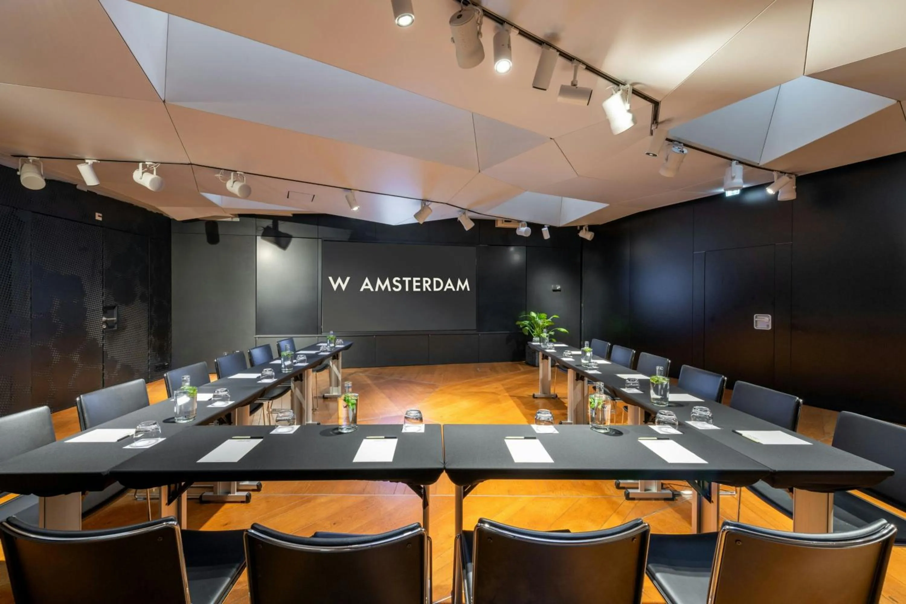 Meeting/conference room in W Amsterdam