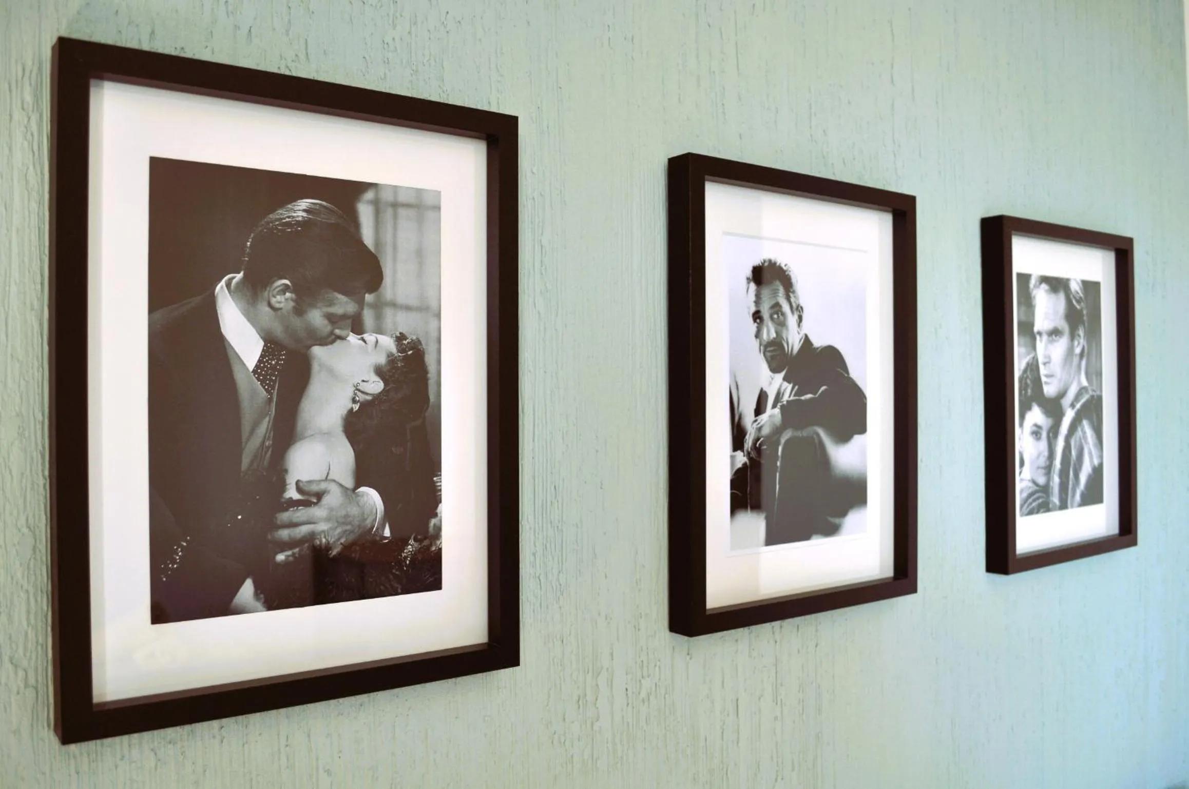 Decorative detail in Hollywood rooms