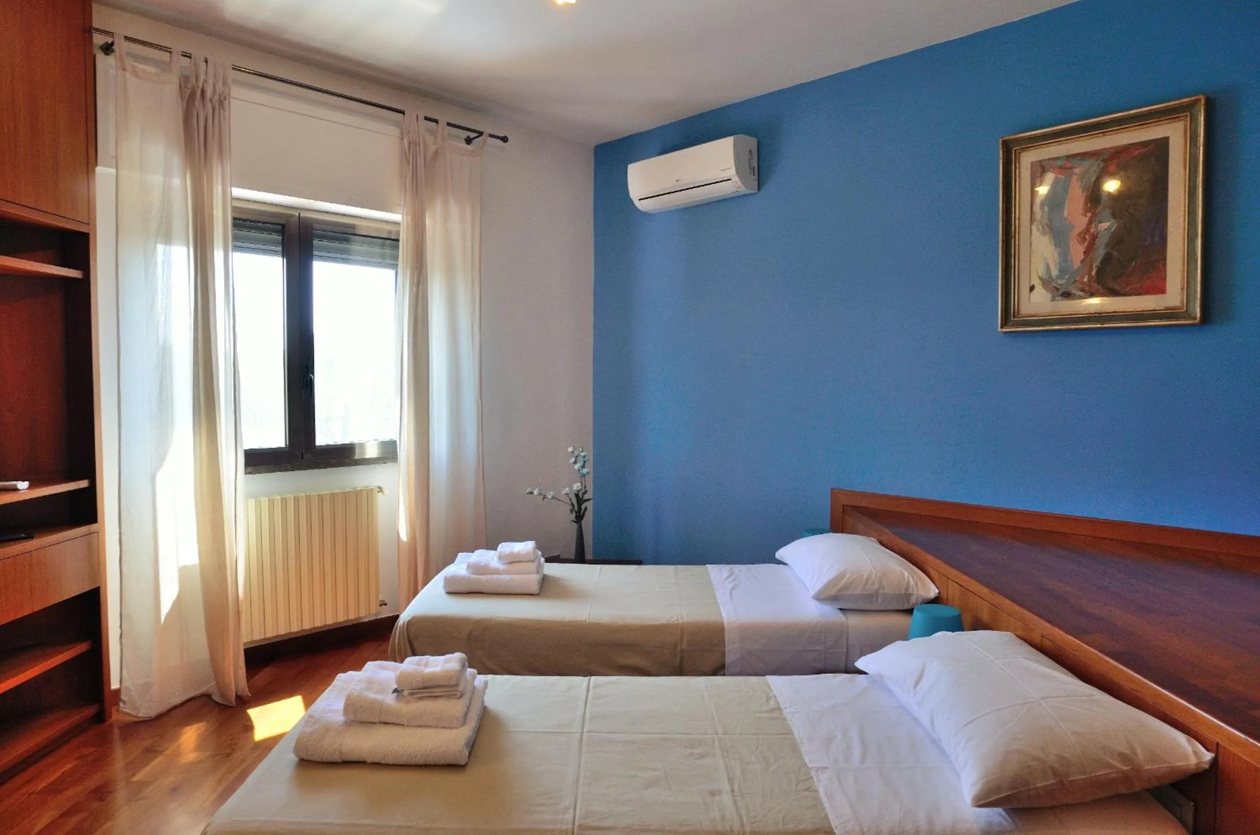 Bed in Bed and Breakfast La Villa AMBIENTI SANIFICATI CON GENERATORE DI OZONO