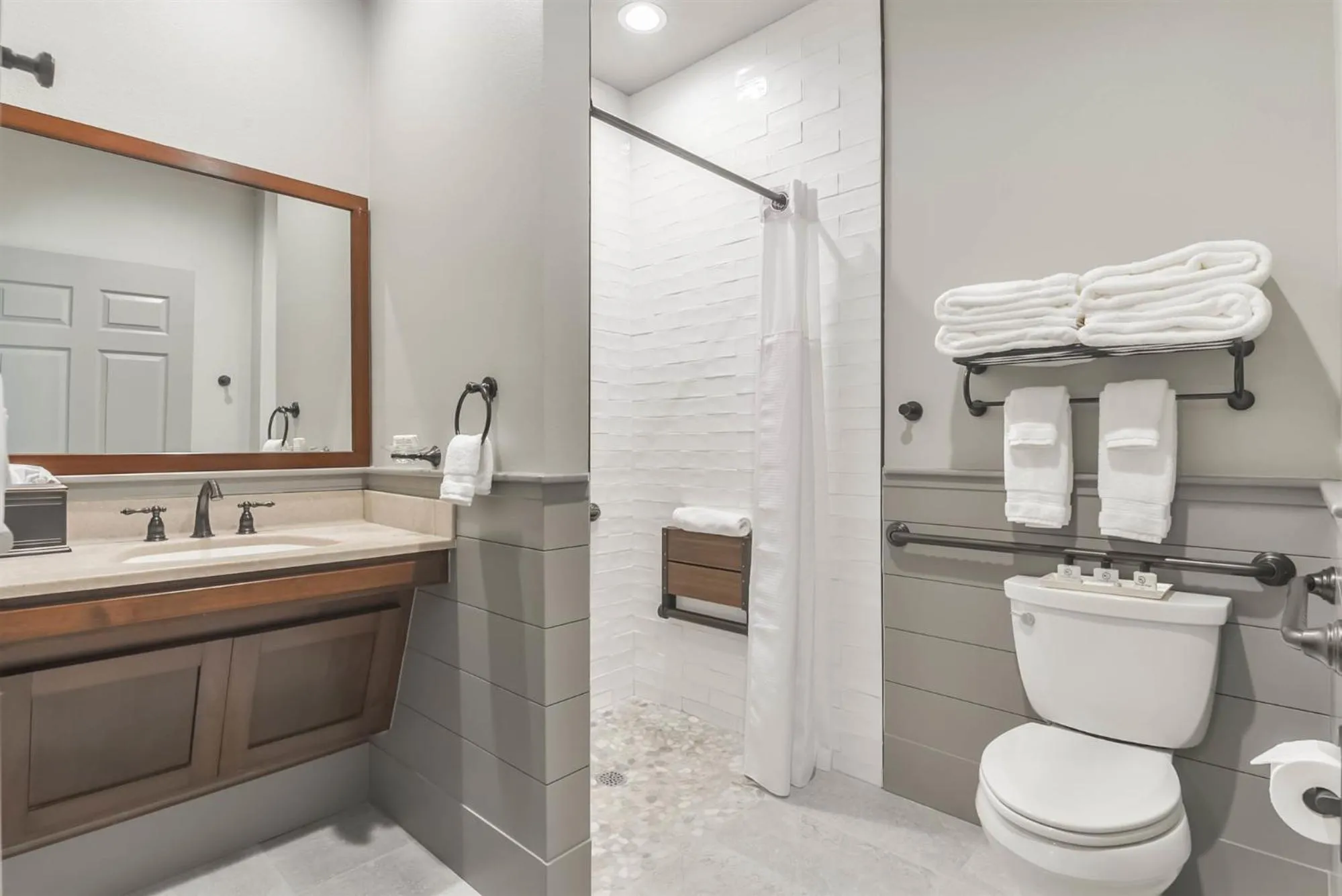 Shower in Harborwalk Lodge
