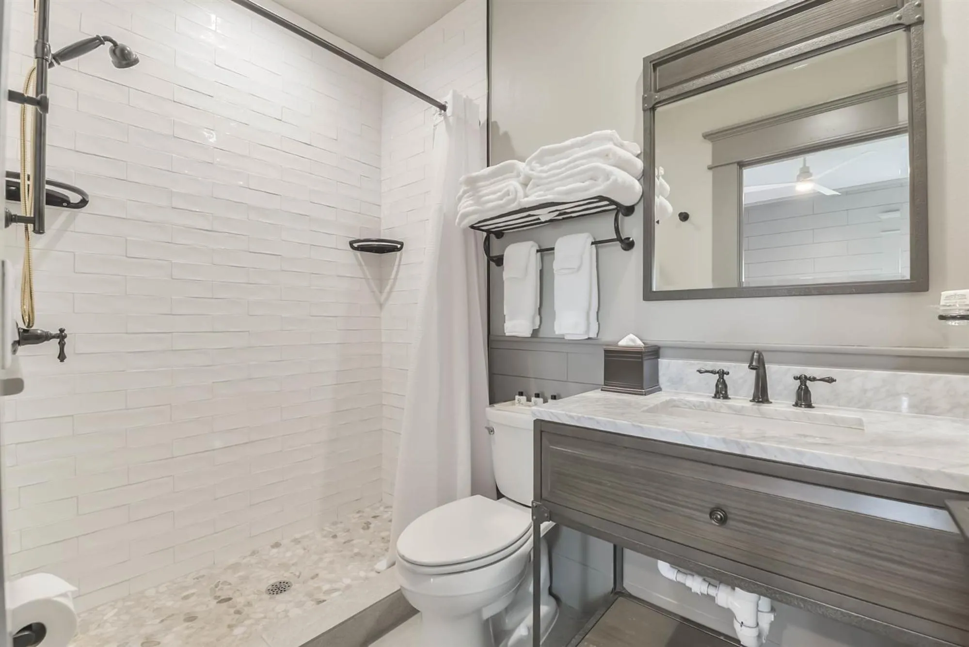 Bathroom in Harborwalk Lodge
