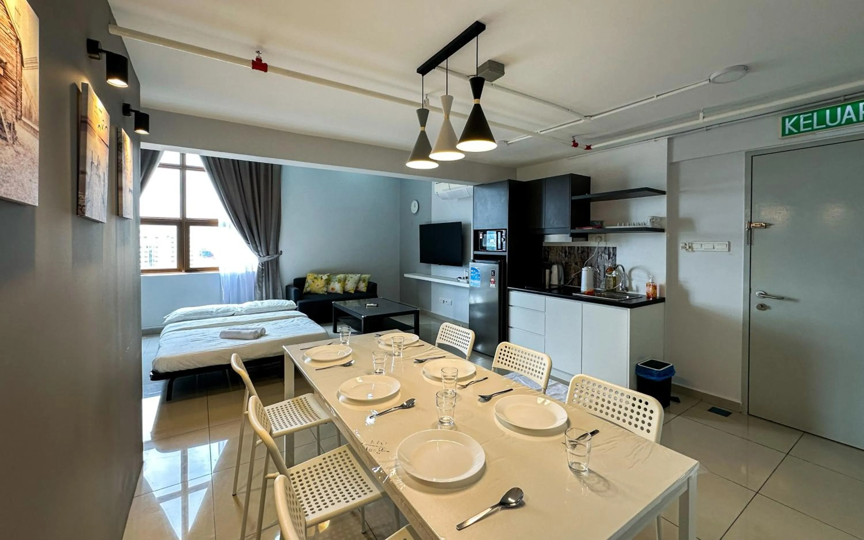 Kitchen or kitchenette in Pinnacle Kelana Jaya by Airhost
