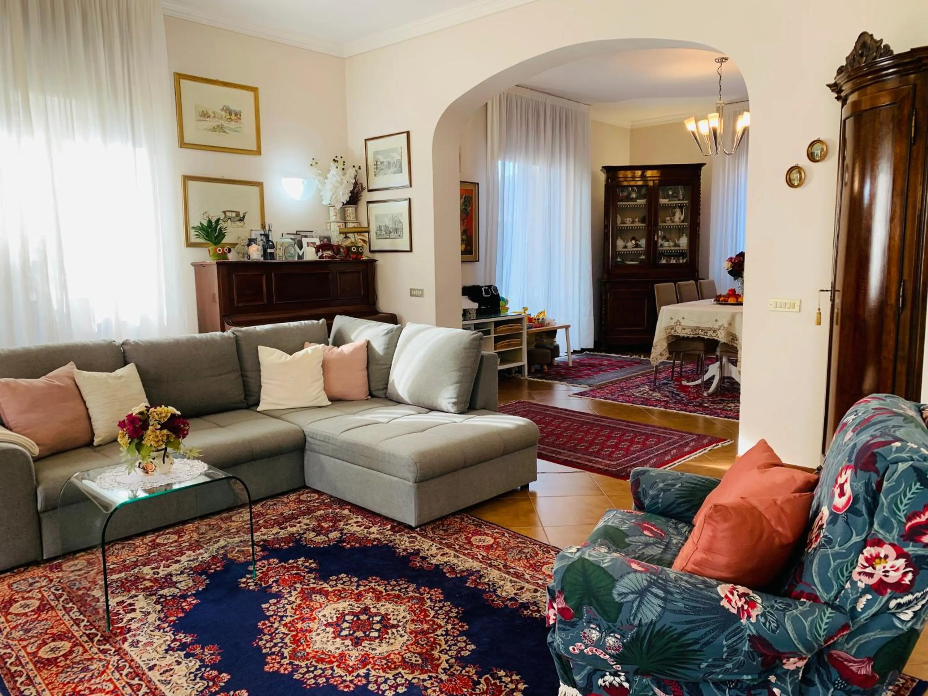 Seating area in B&B Casa Silingardi