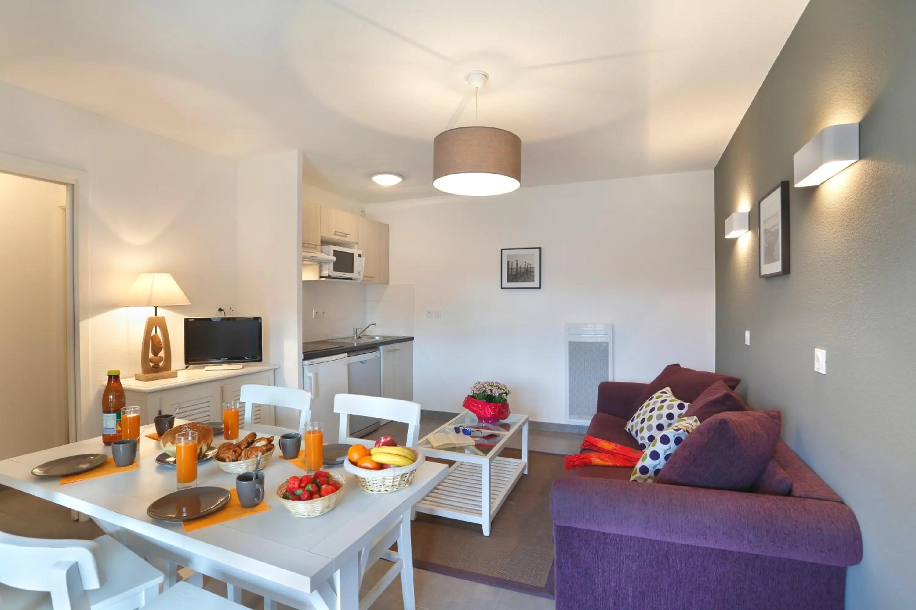 Kitchen or kitchenette in Résidence Néméa le Domaine des Dunes