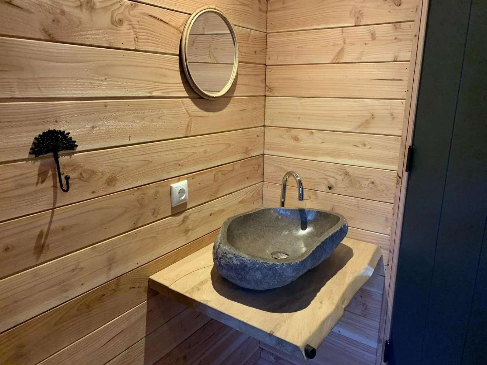 Bathroom in Sandberghe - Een plek om te verdwalen