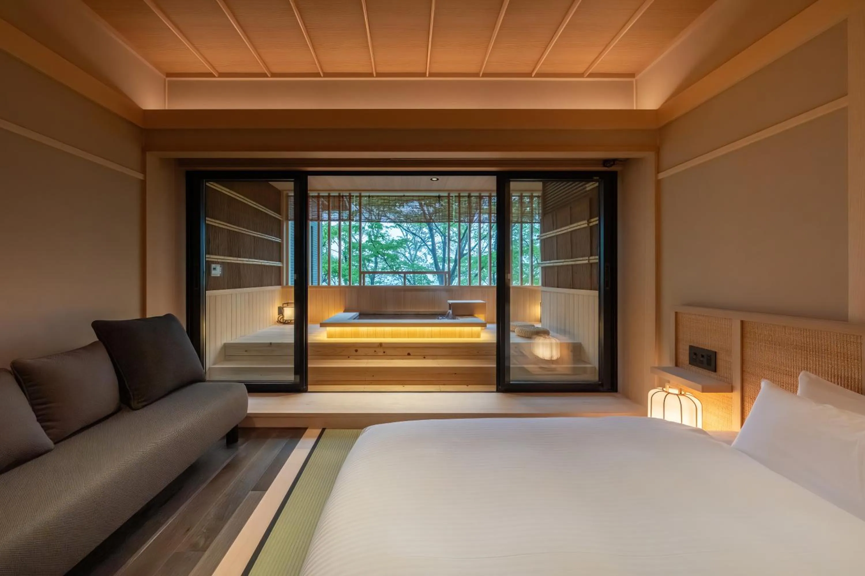 Photo of the whole room, Bed in Nazuna Hakone Miyanosita