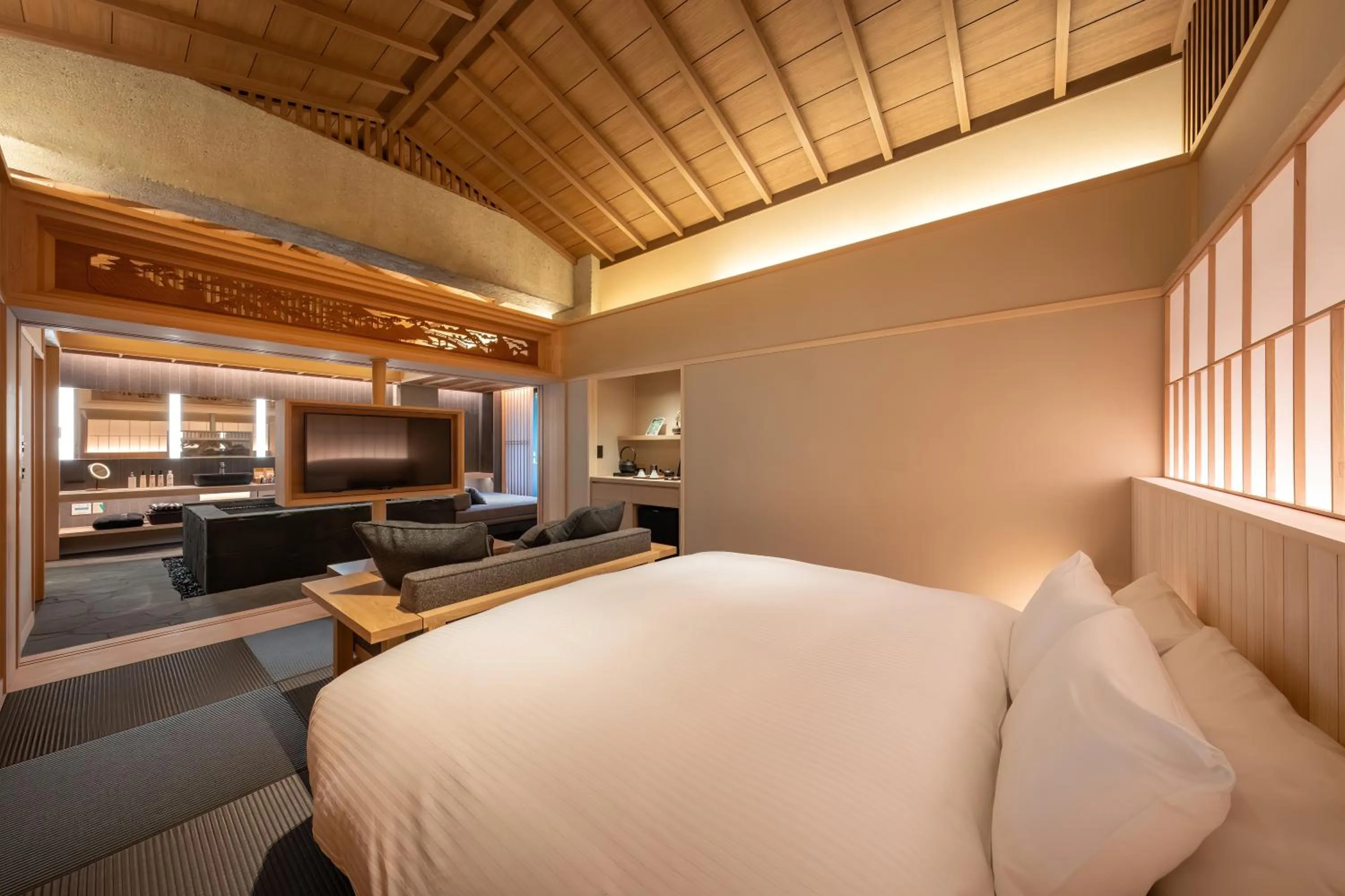 Bedroom, Bed in Nazuna Hakone Miyanosita