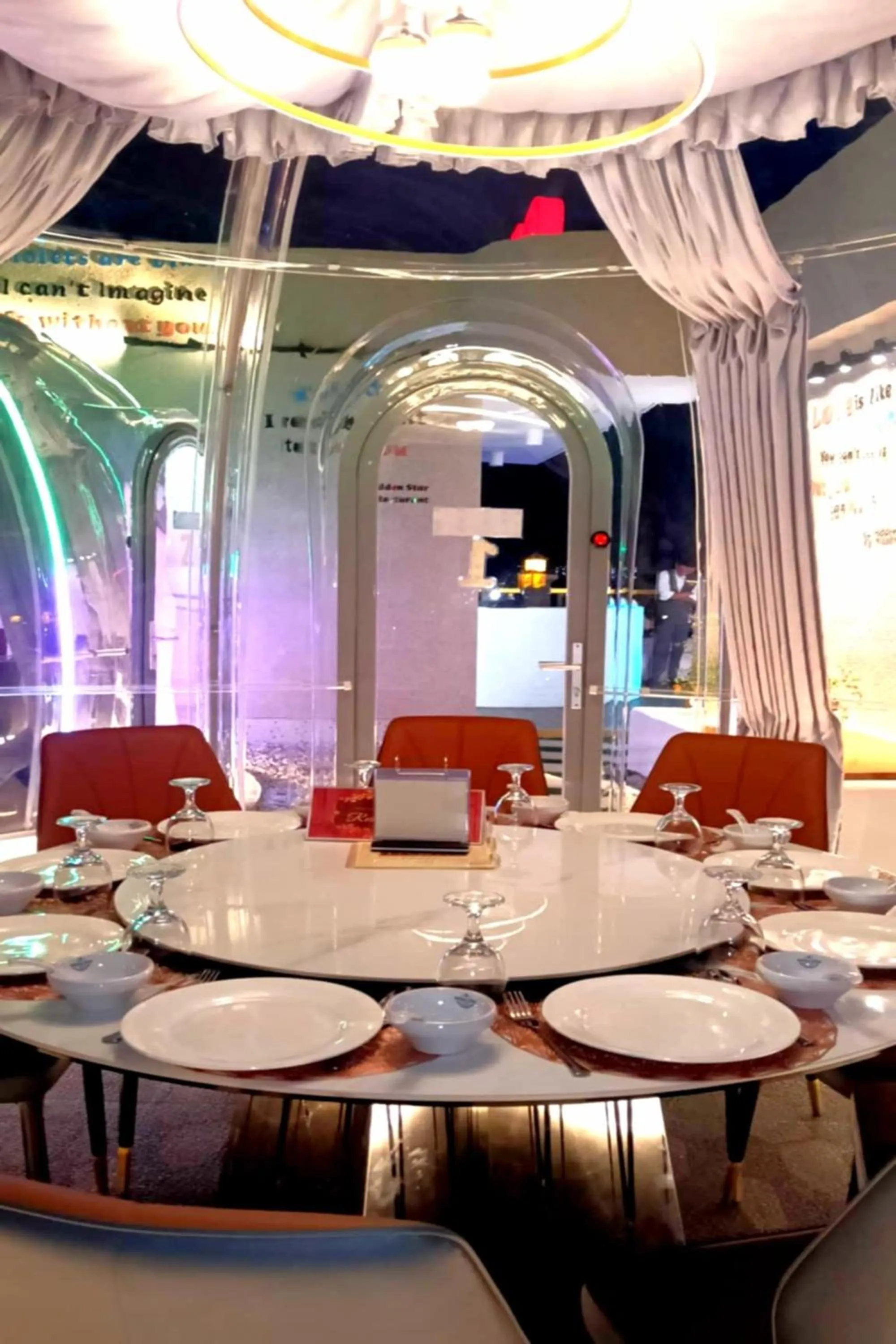 Restaurant/places to eat in Mactan Grand Golden Hotel near Airport