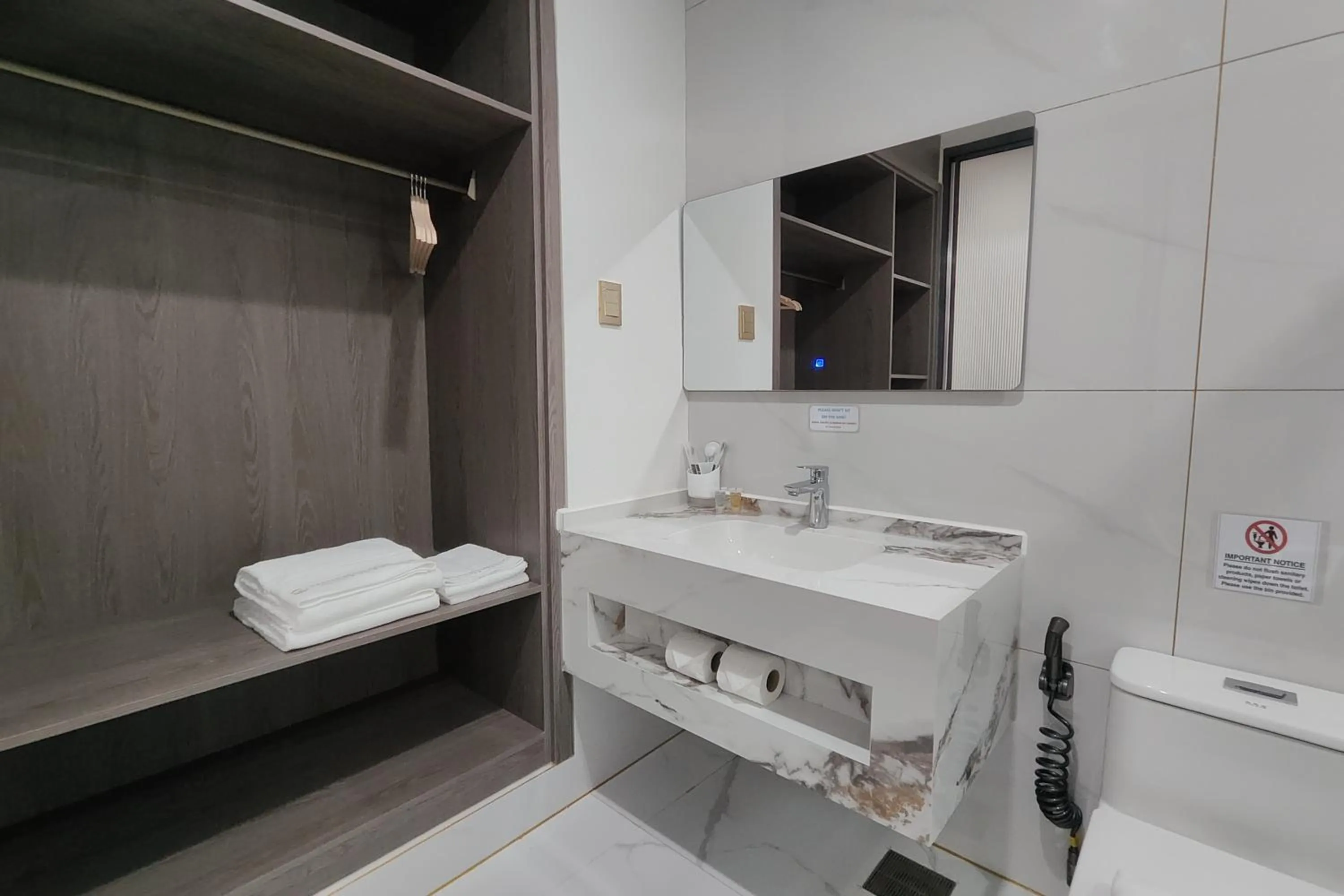 Bathroom in Mactan Grand Golden Hotel near Airport