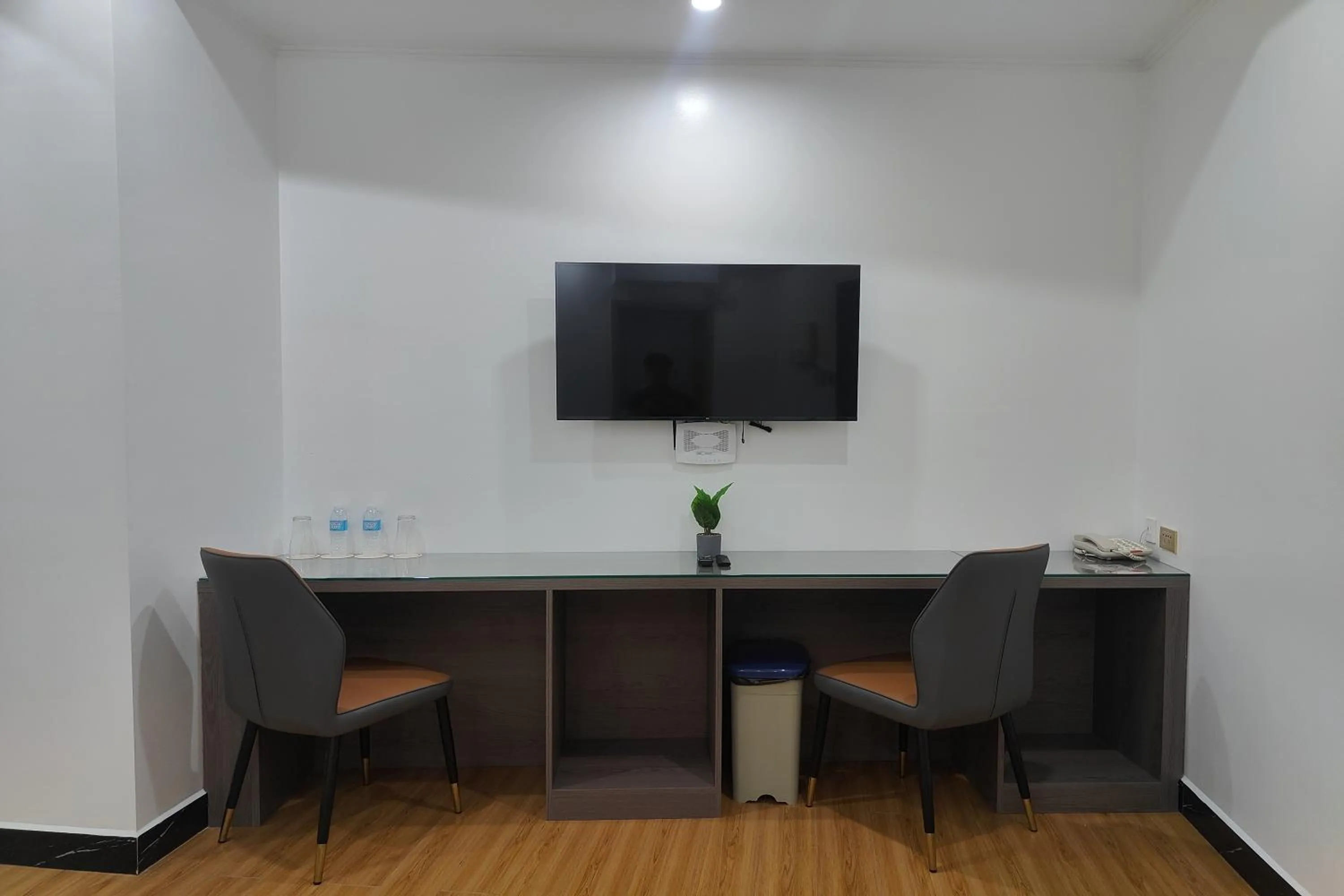 TV and multimedia in Mactan Grand Golden Hotel near Airport