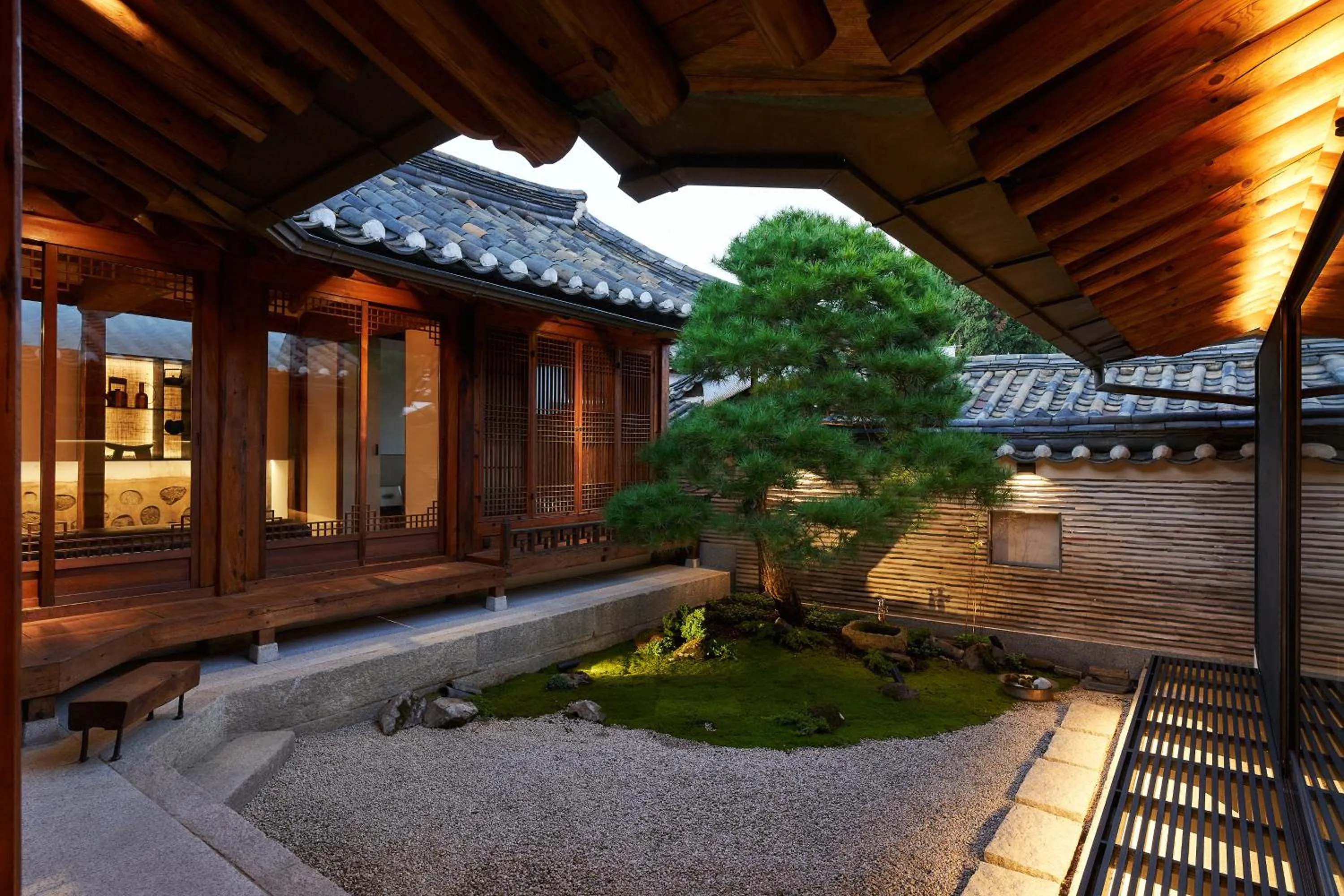 Nostalgia Hanok Hotel