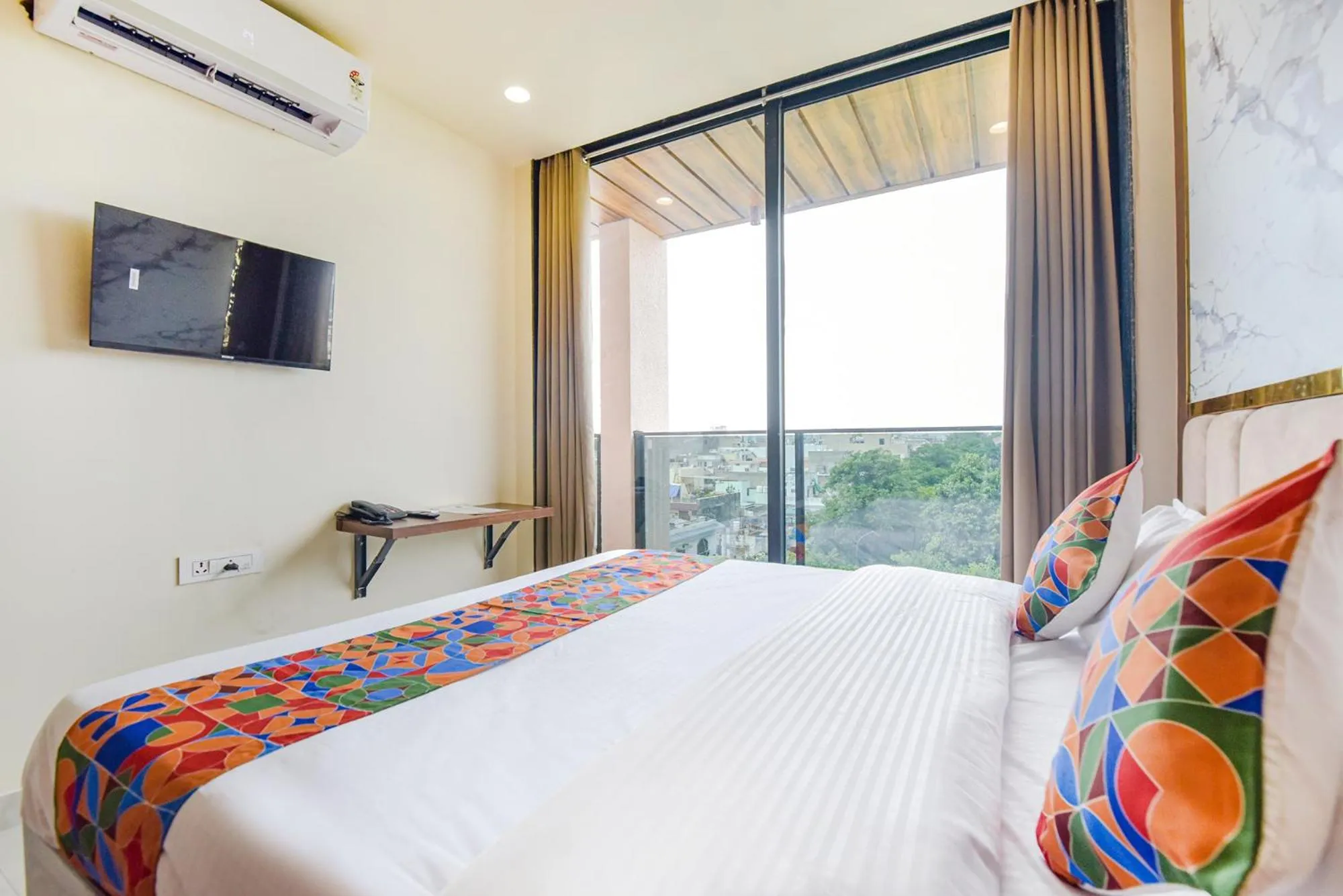 Bed in FabHotel Blooming Beds Pearl