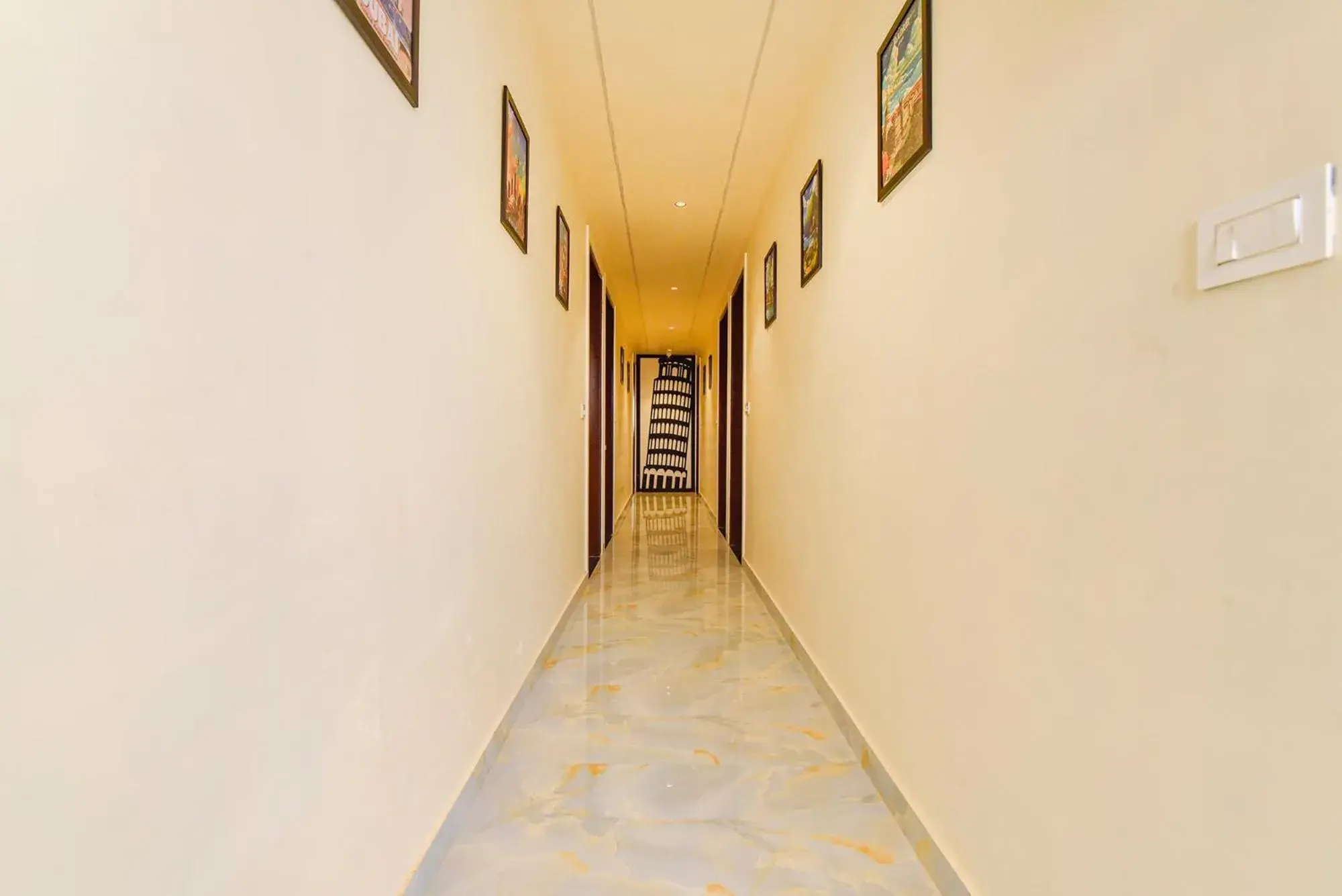 Lobby or reception in FabHotel Blooming Beds Pearl Lobby or reception in FabHotel Blooming Beds Pearl