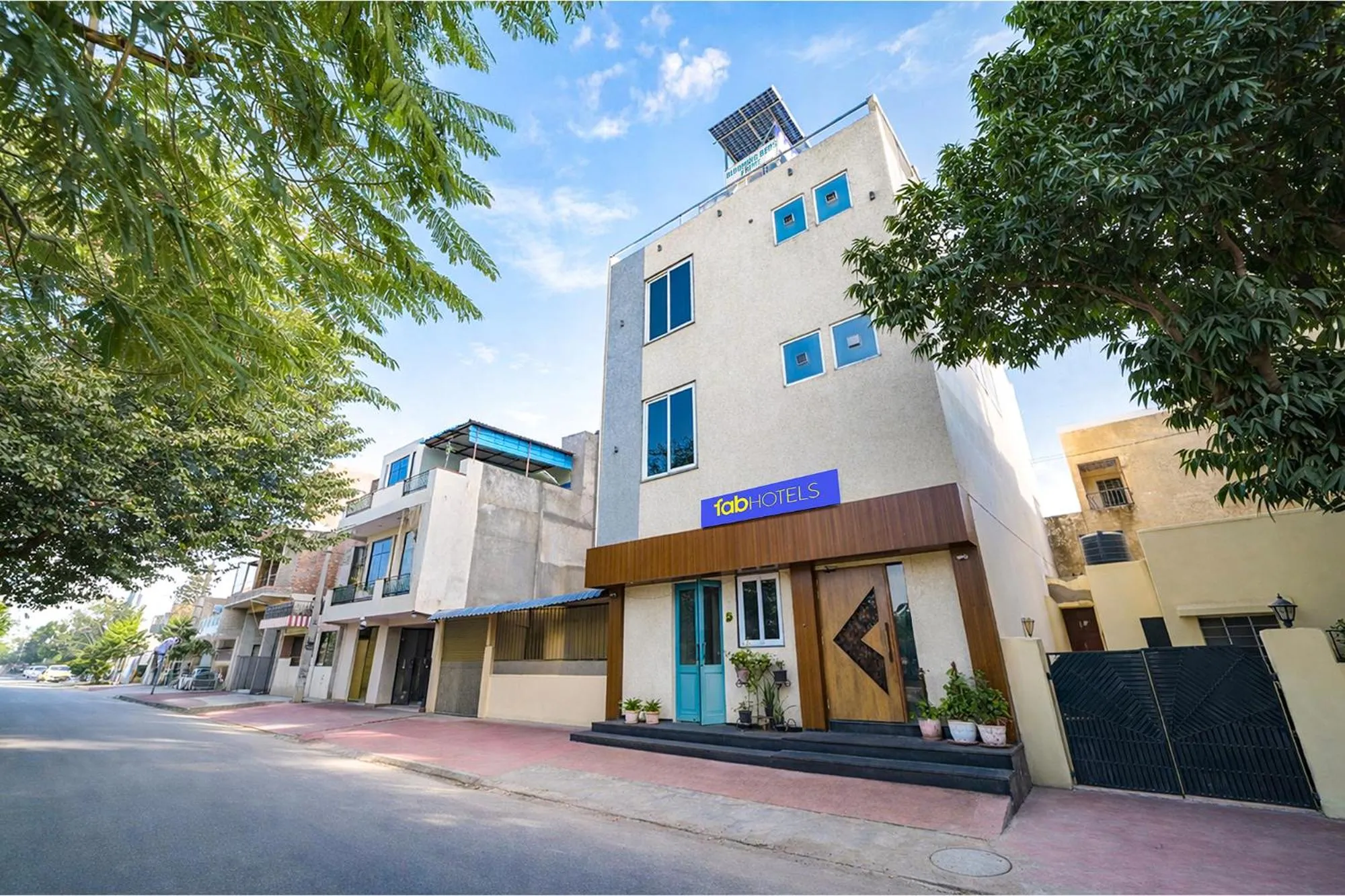 Facade/entrance in FabHotel Blooming Beds Pearl