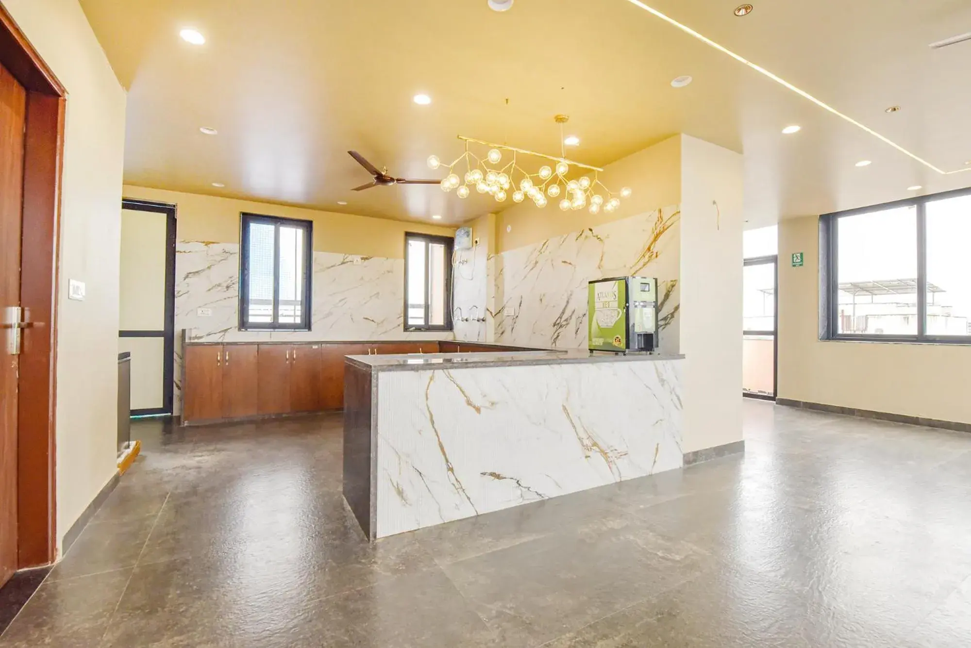 Lobby or reception in FabHotel Blooming Beds Pearl Lobby or reception in FabHotel Blooming Beds Pearl