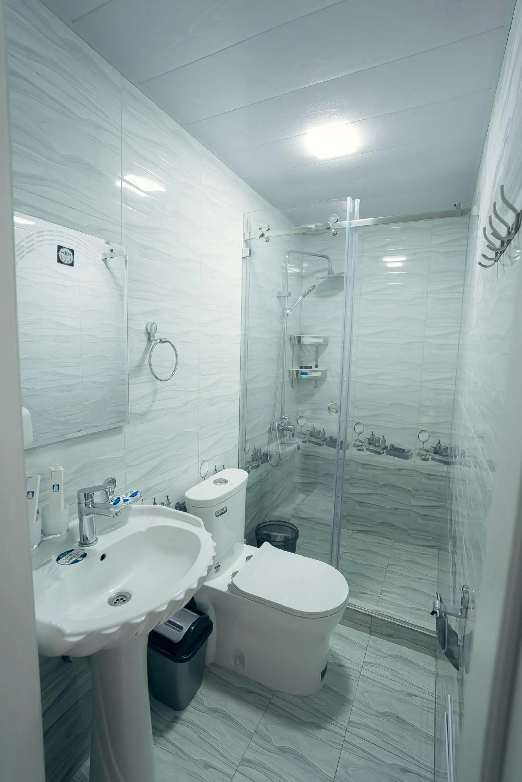 Shower in Registan Gold