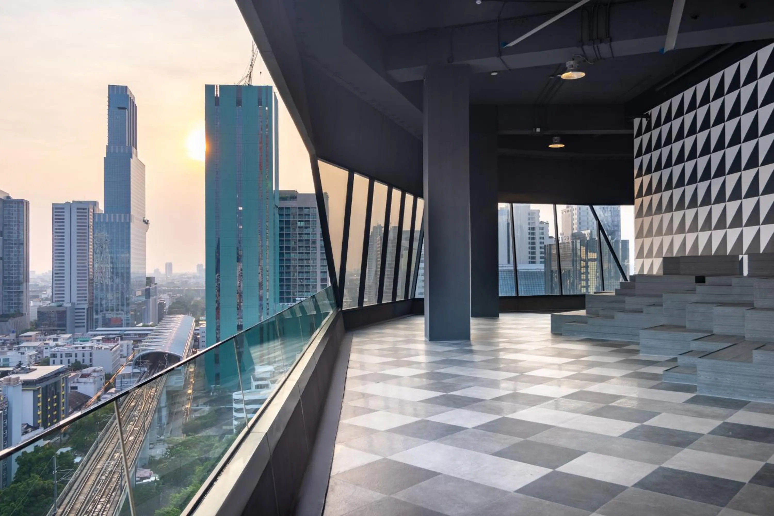 Balcony/Terrace in Queensland Hotel Bangkok