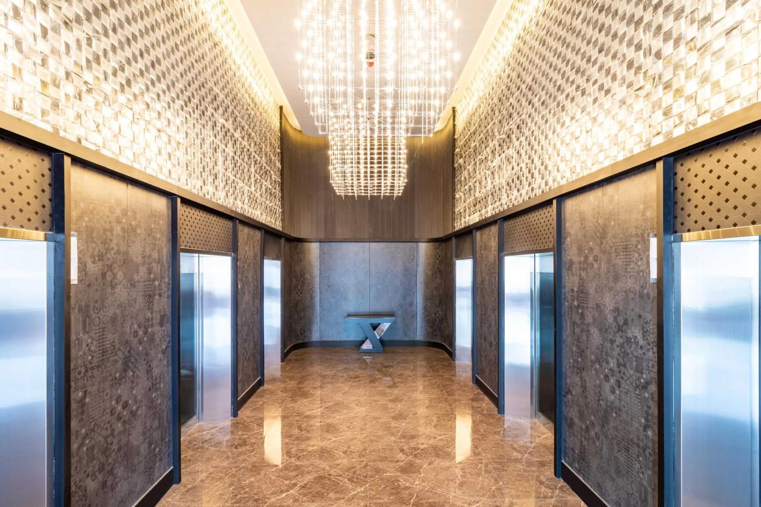 Lobby or reception in Queensland Hotel Bangkok