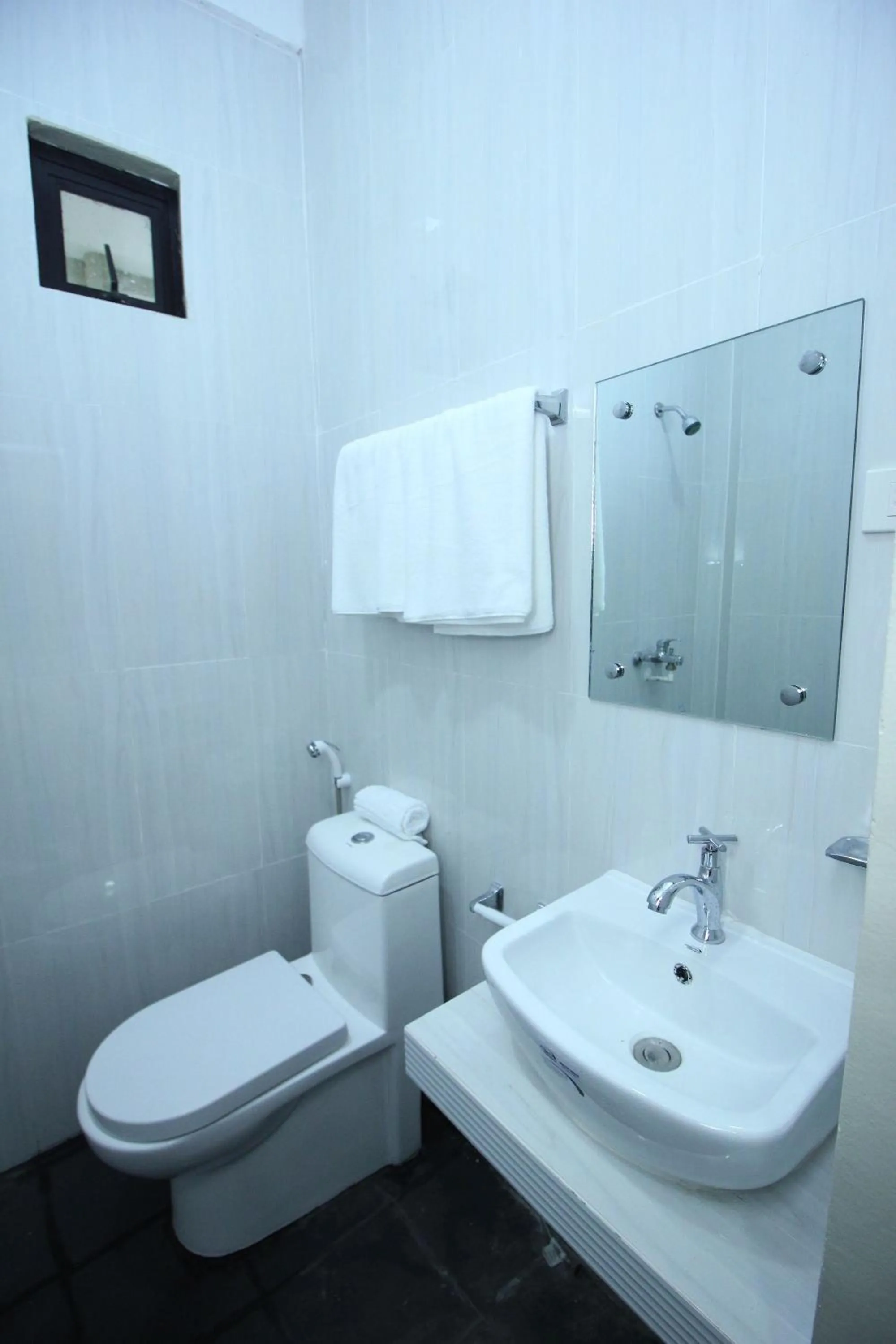 Bathroom in The Paragon Hotel and Restaurant