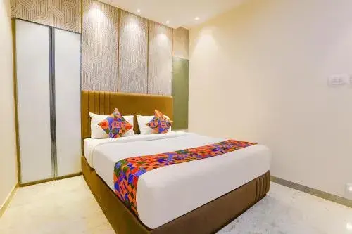 Deluxe Room - single occupancy in FabHotel Nexus Inn - Nr Nesco Deluxe Room - single occupancy in FabHotel Nexus Inn - Nr Nesco