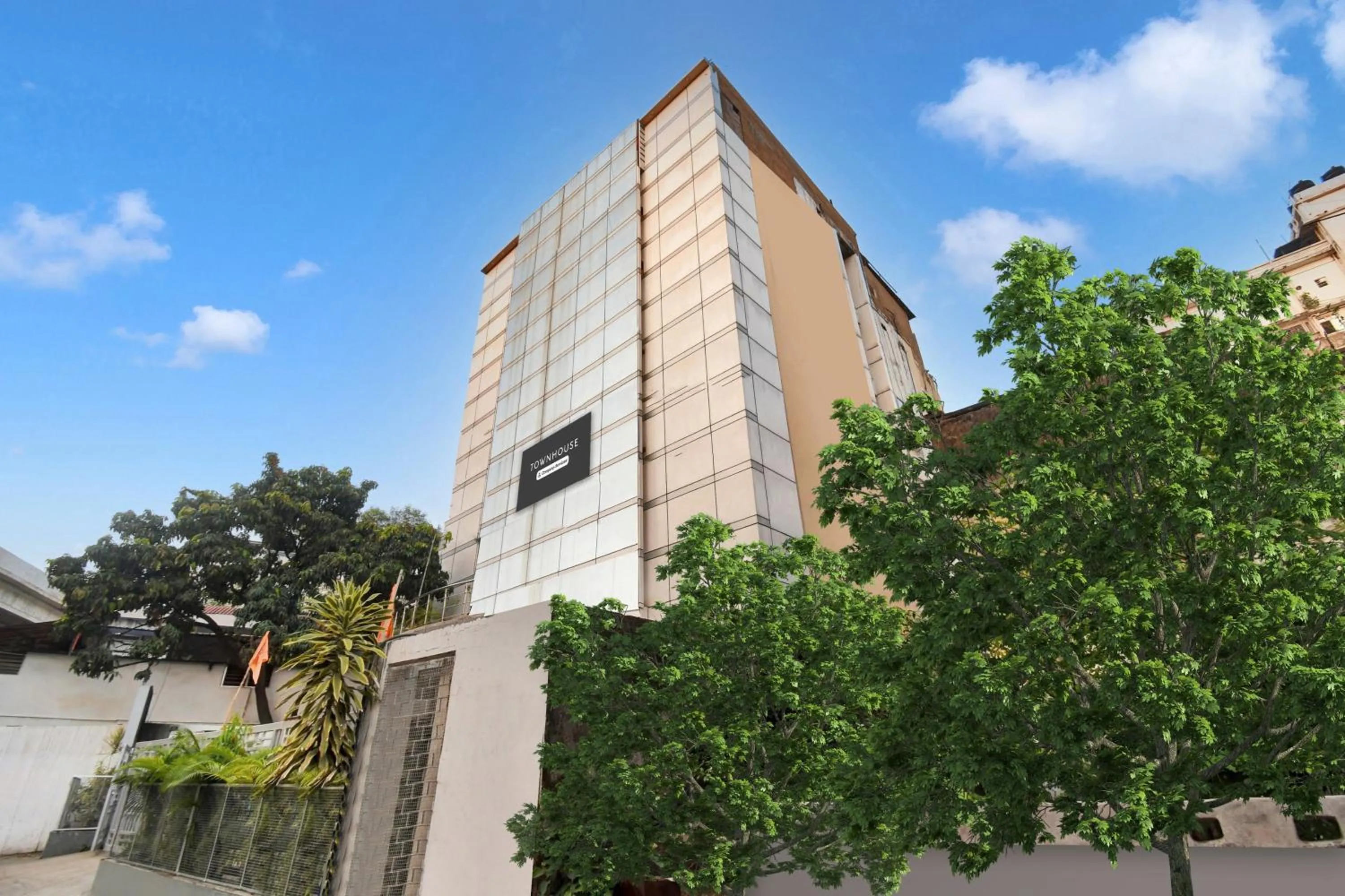 Facade/entrance in Super Townhouse Ranchi Near Railway Station