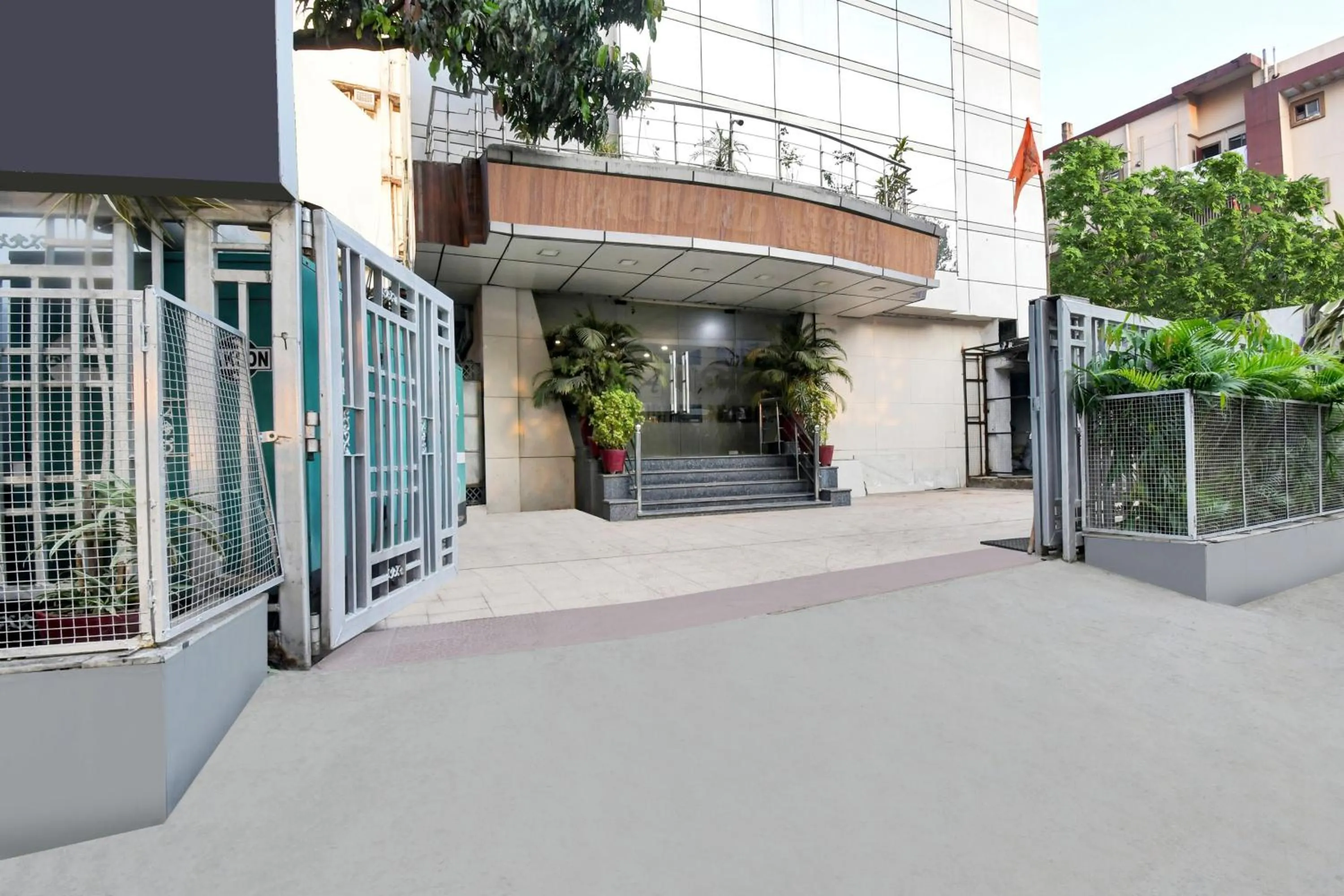 Facade/entrance in Super Townhouse Ranchi Near Railway Station