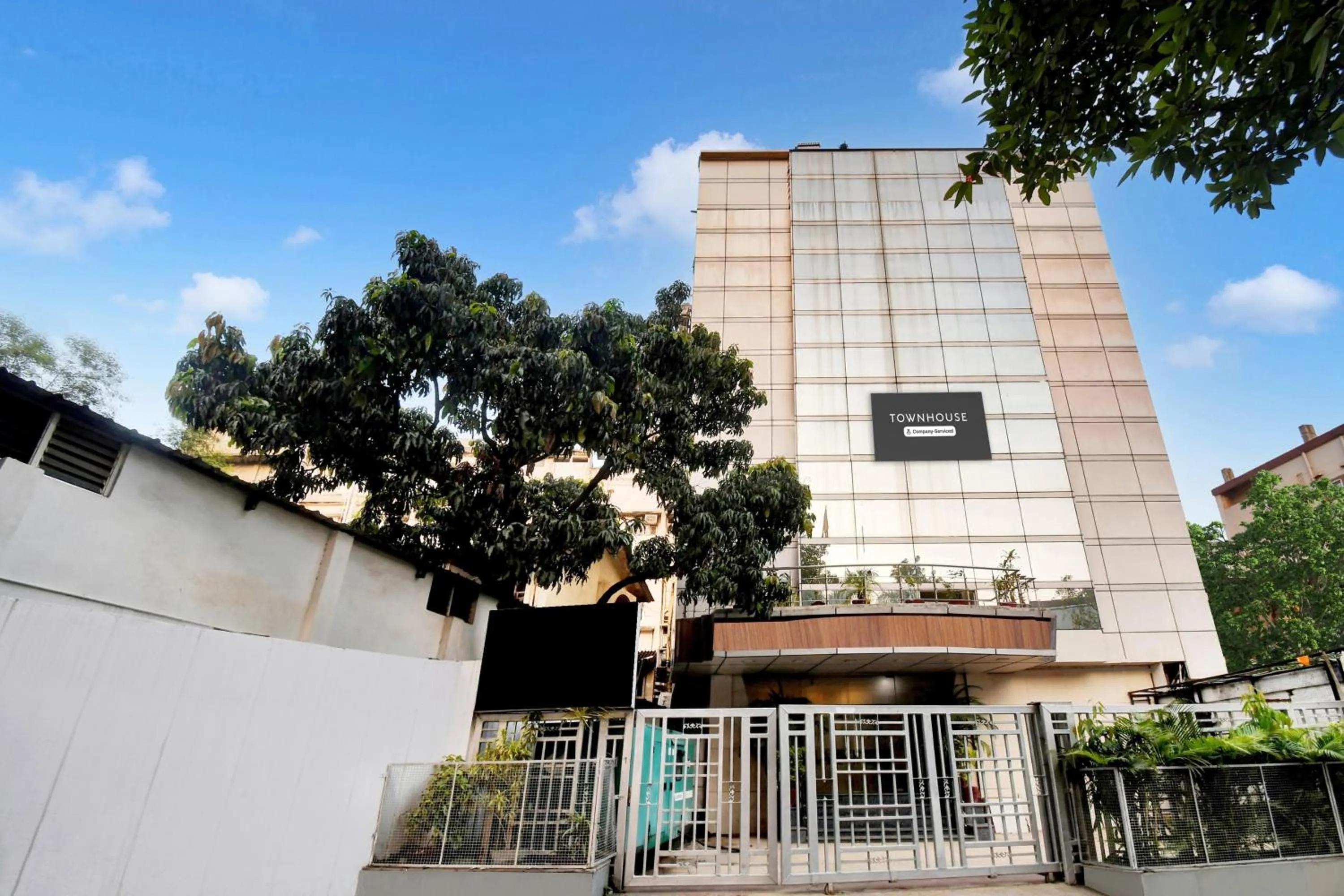 Facade/entrance in Super Townhouse Ranchi Near Railway Station