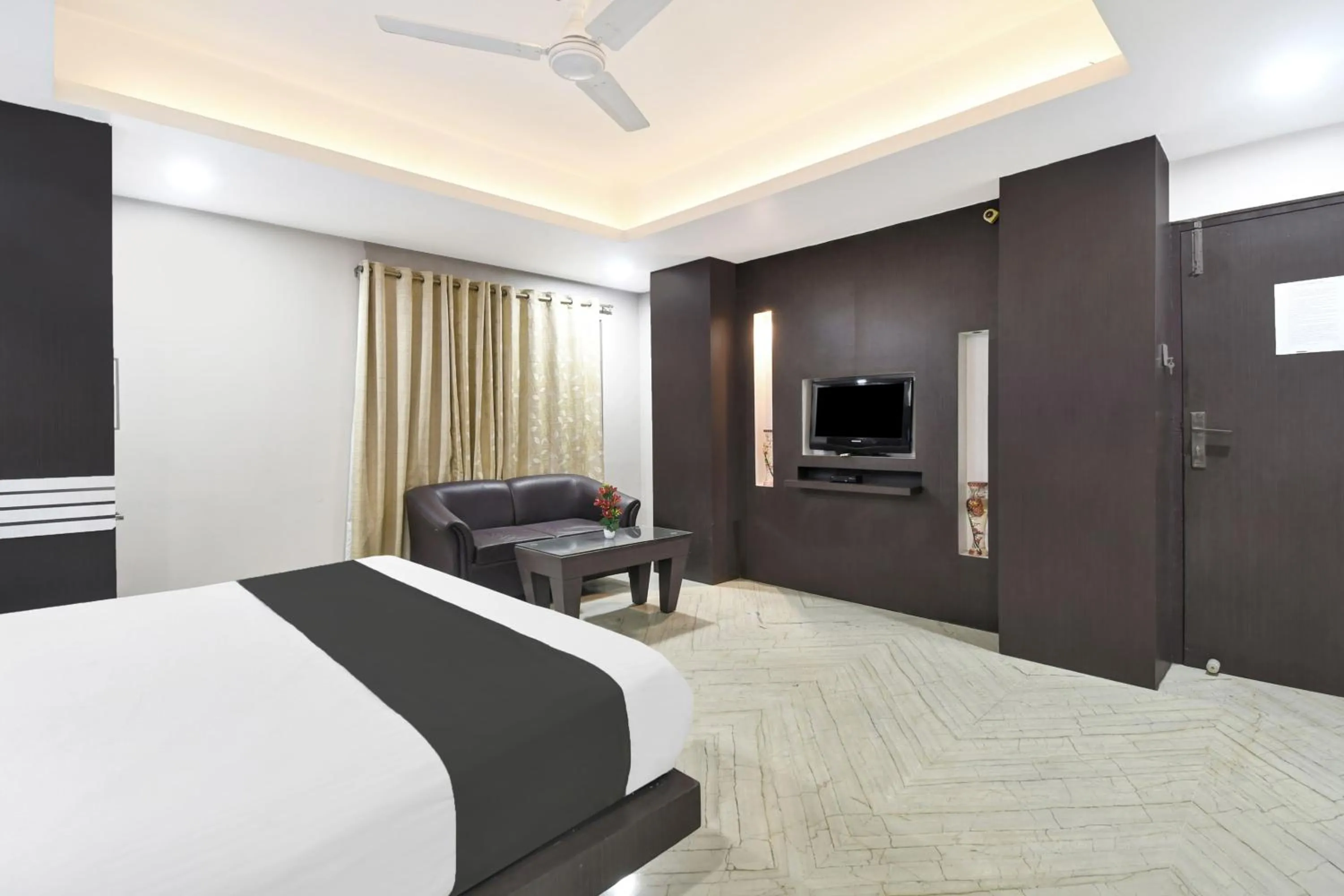 Bedroom, Bed in Super Townhouse Ranchi Near Railway Station