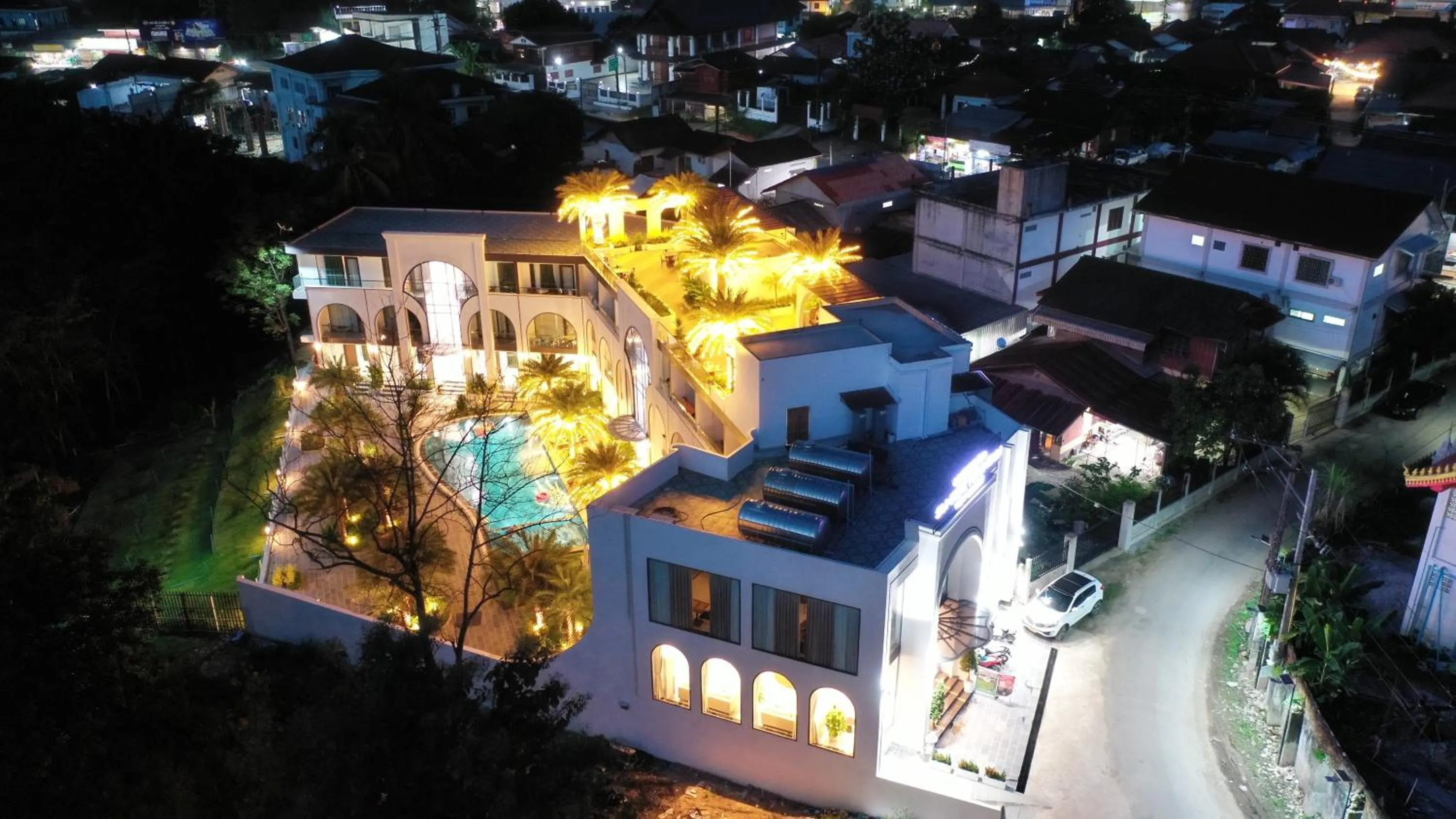 Property building in Sunrise Mountain View Resort