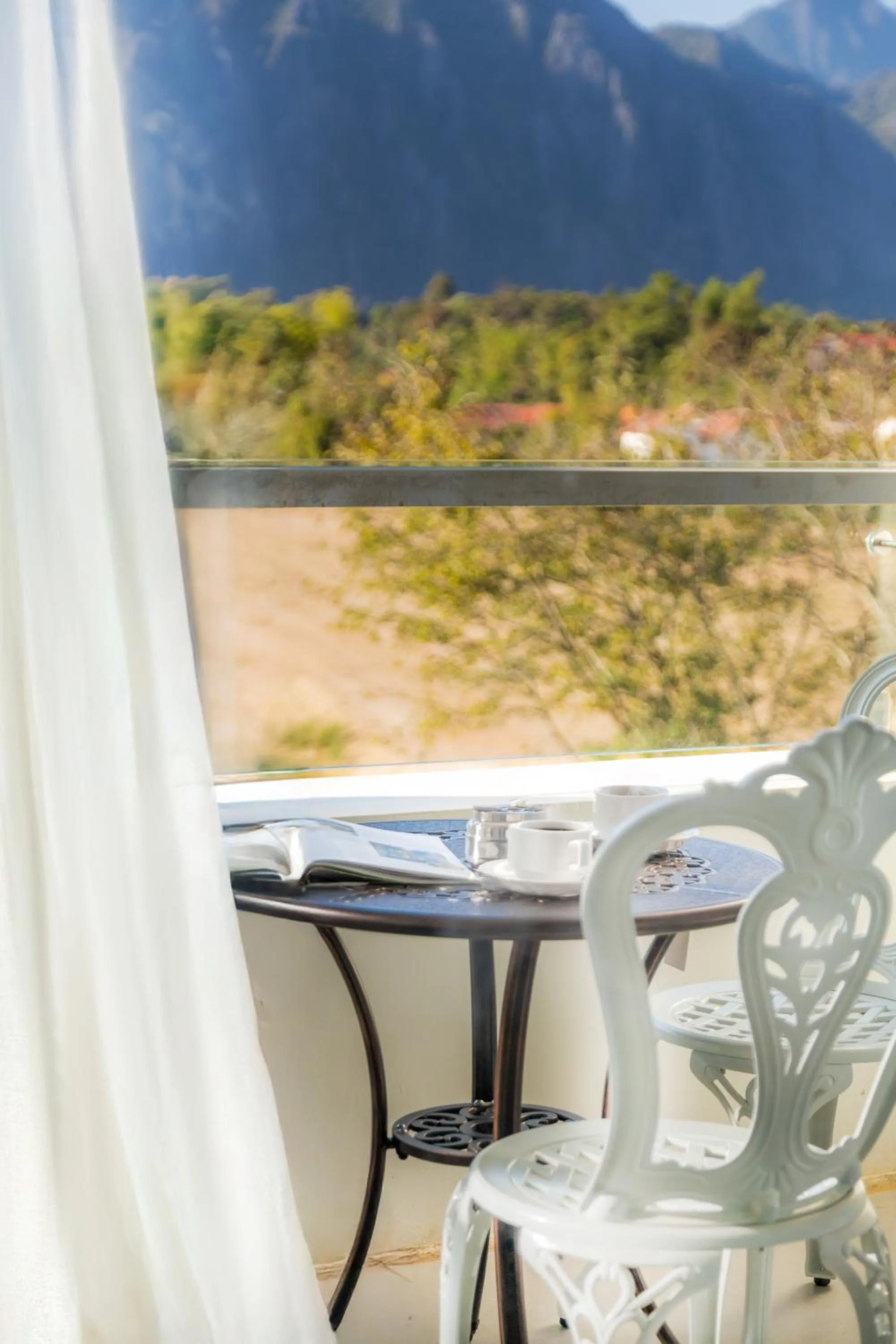 Sunrise Mountain View Resort