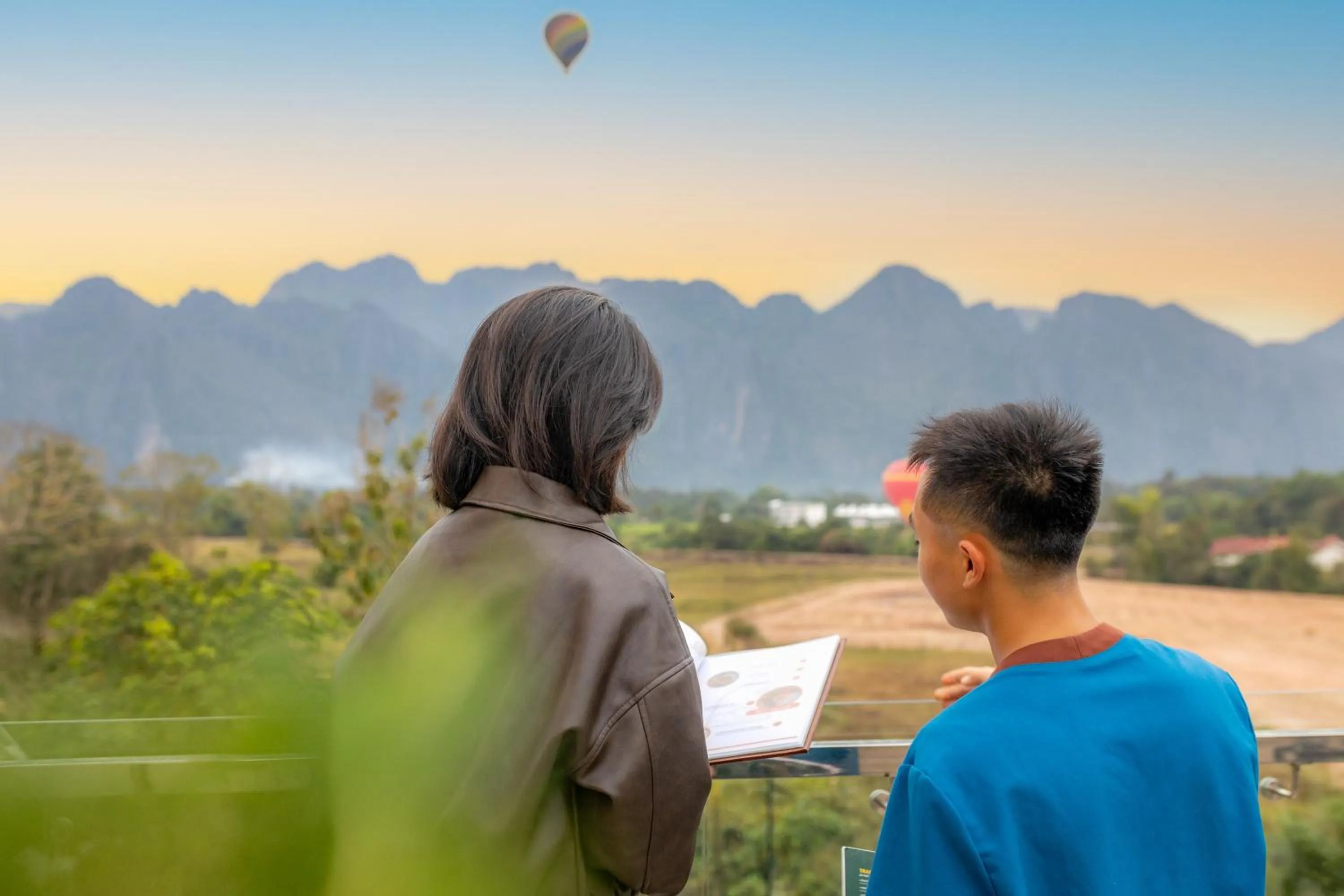 Guests in Sunrise Mountain View Resort