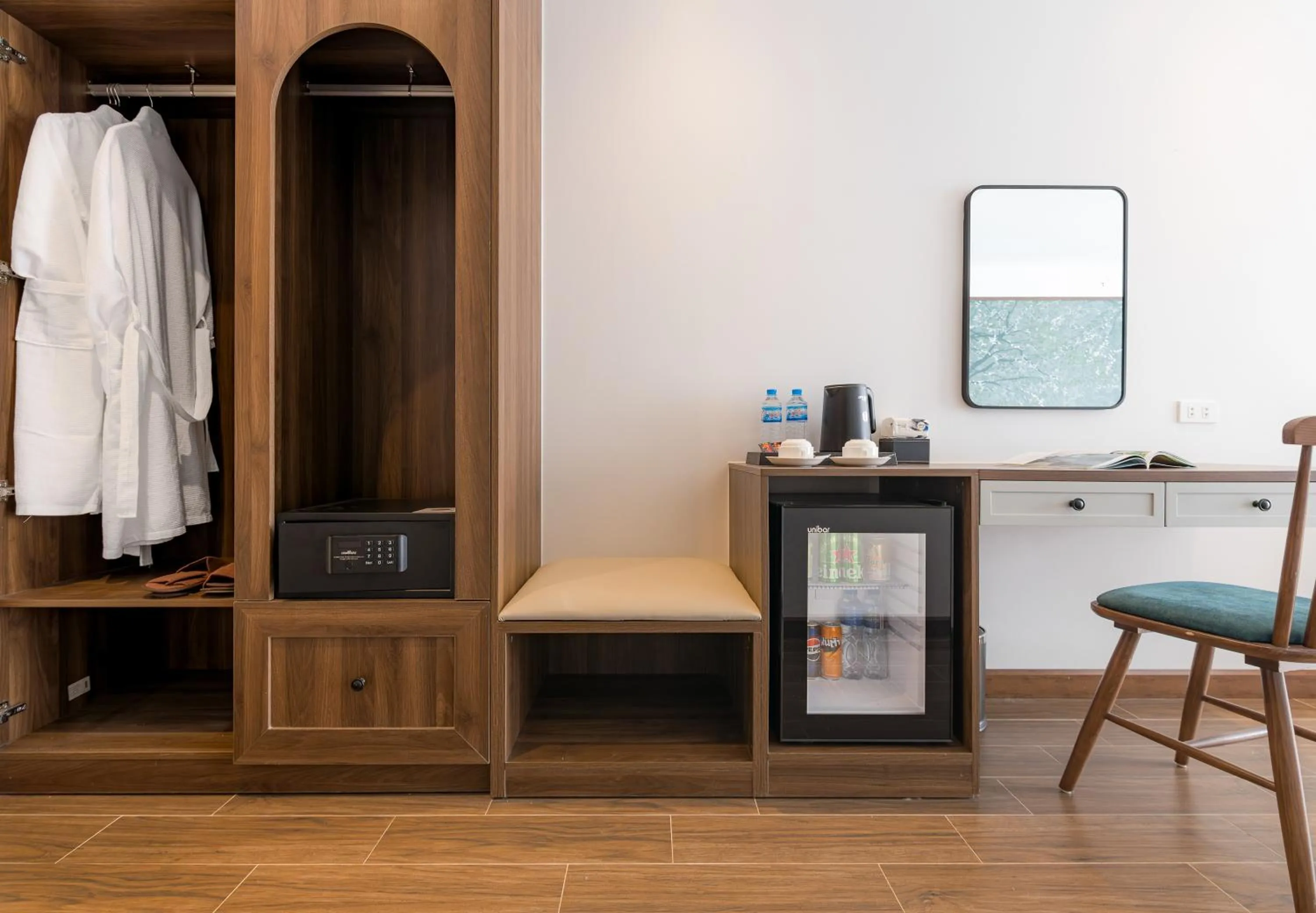 Sunrise Mountain View Resort