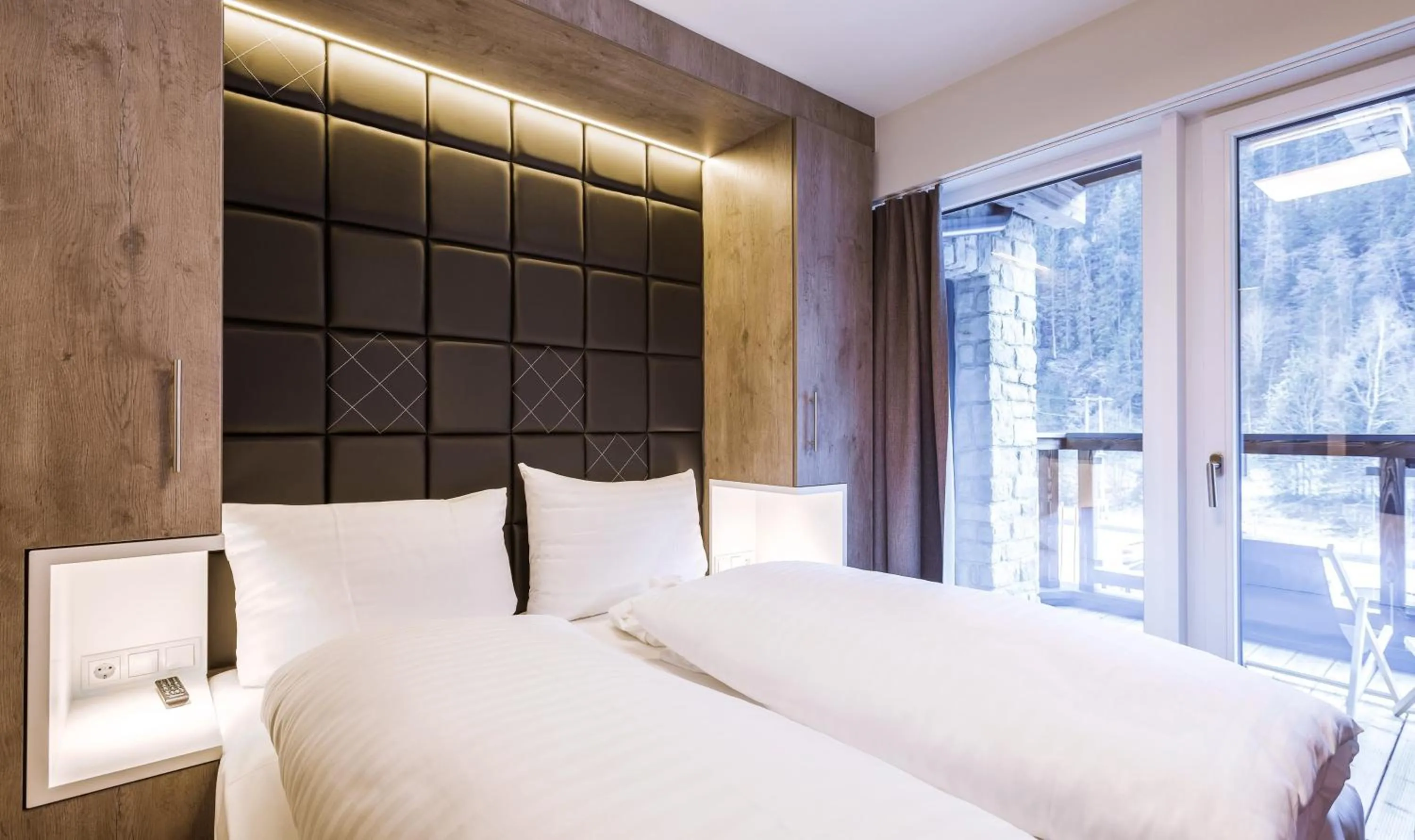 Bedroom, Bed in AvenidA Mountain Lodges Saalbach