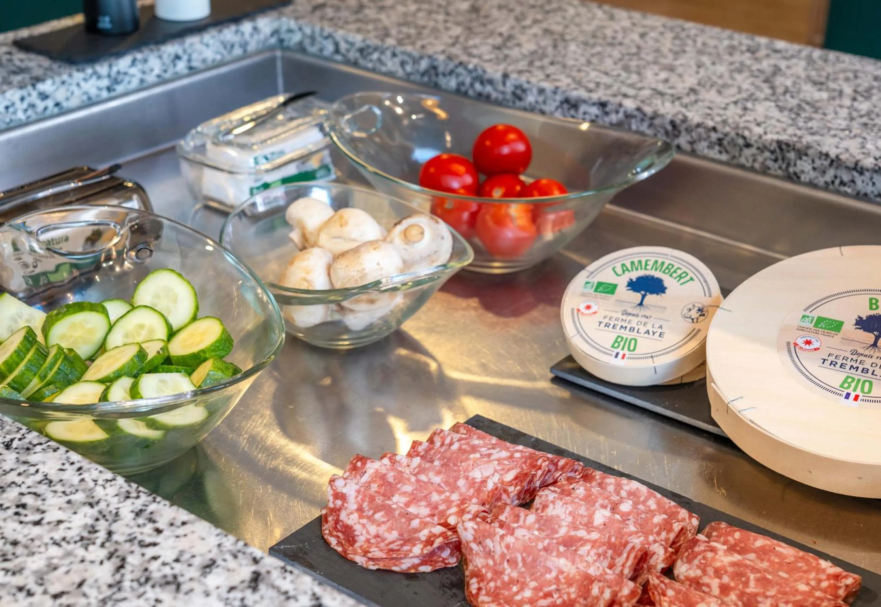 Breakfast in B&B HOME Paris Mairie de Saint-Ouen