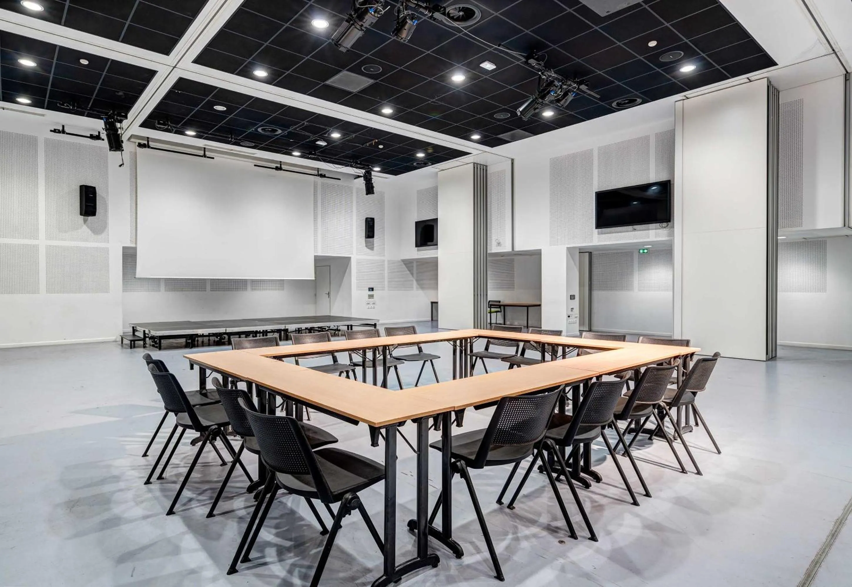 B&B HOME Paris Mairie de Saint-Ouen