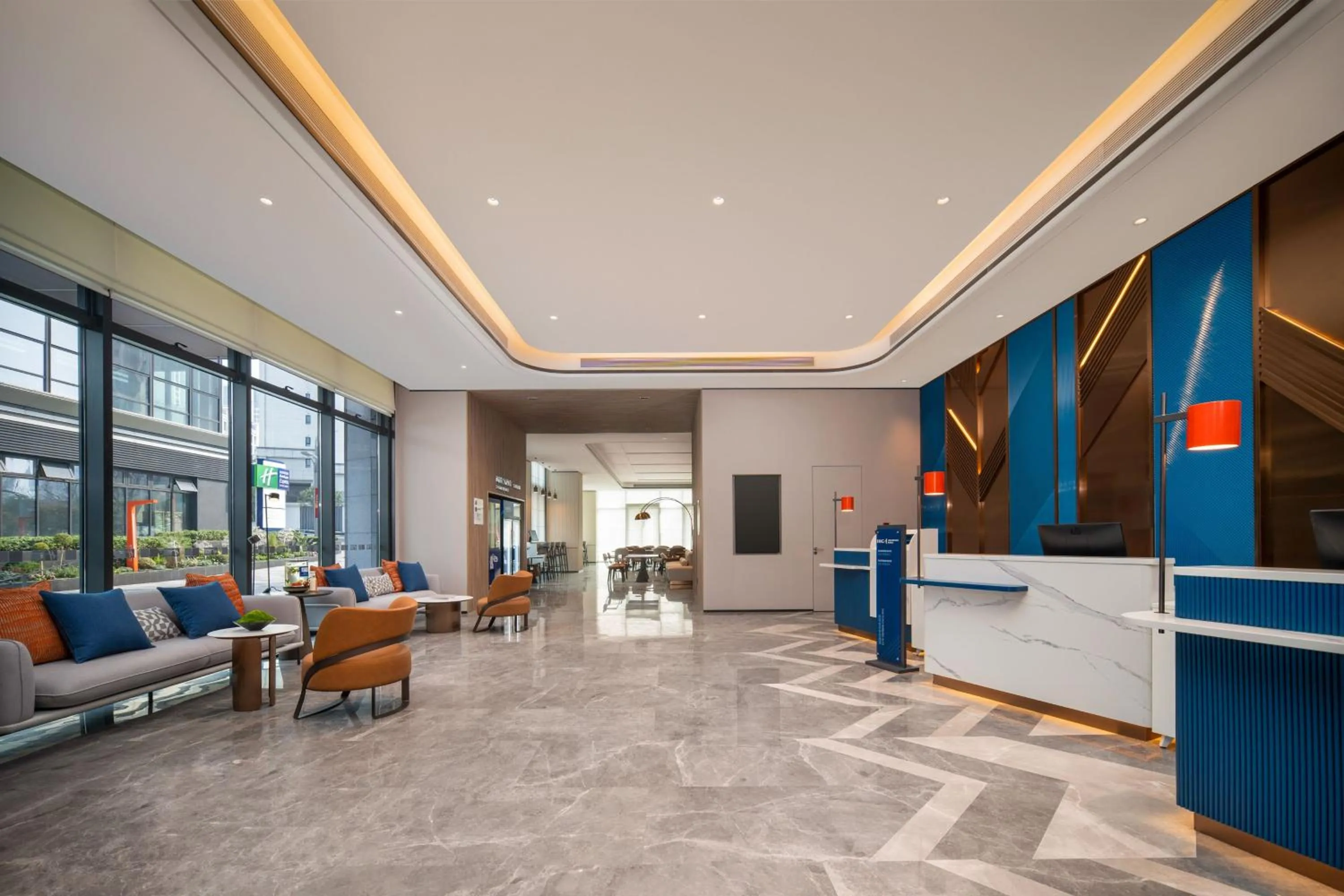 Property building in Holiday Inn Express Chongqing Central Park by IHG