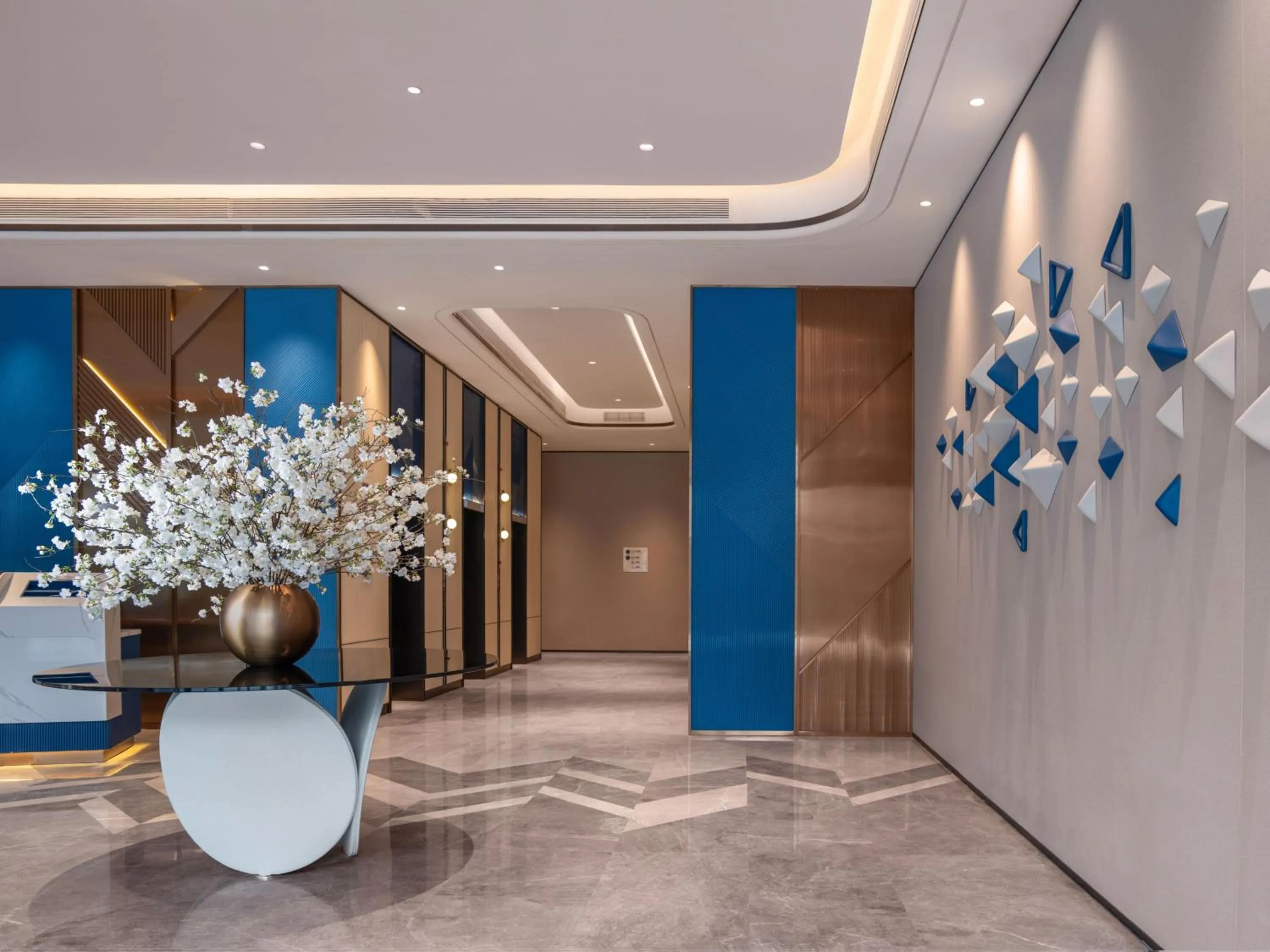 Property building in Holiday Inn Express Chongqing Central Park by IHG