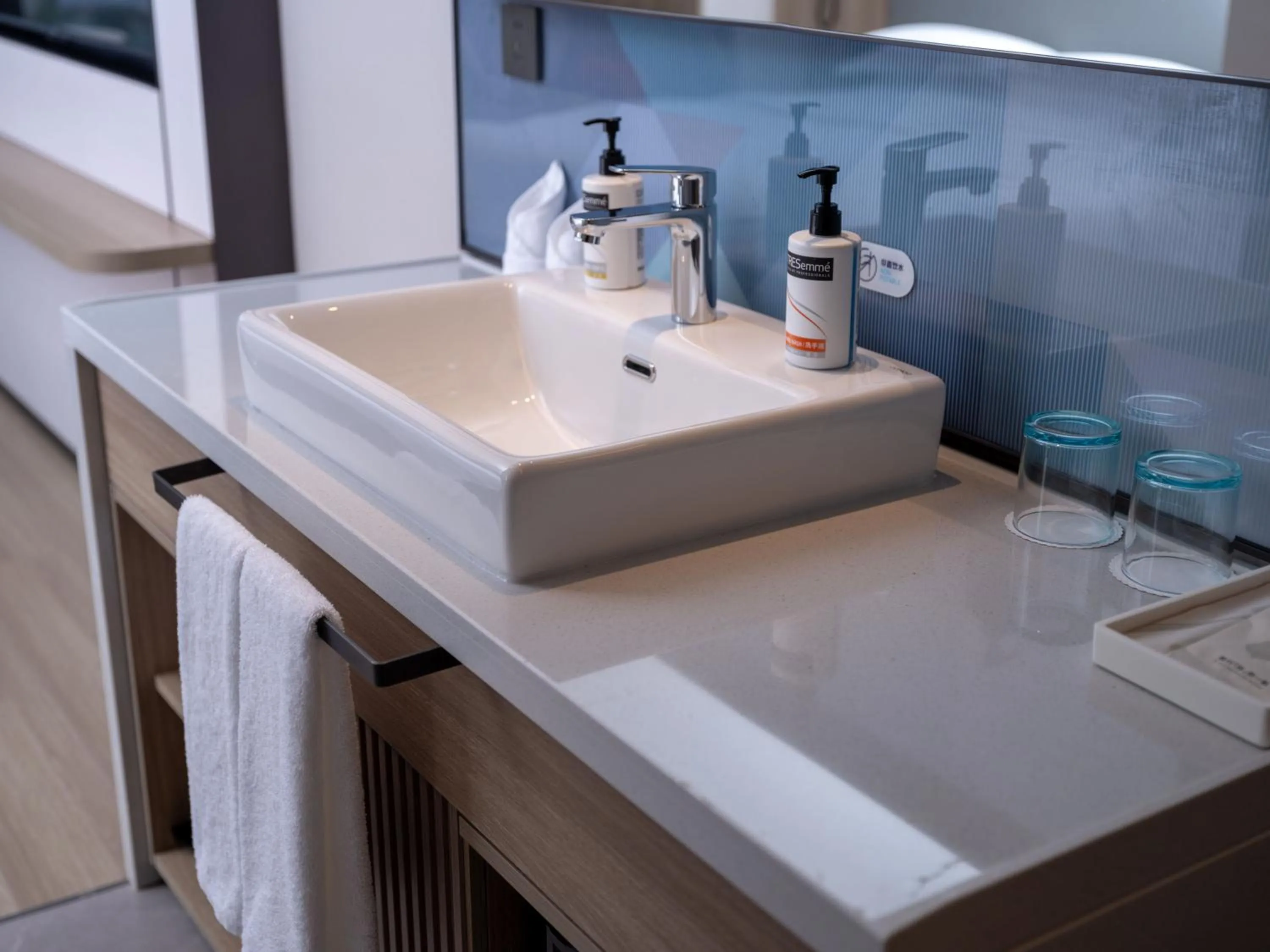 Bathroom in Holiday Inn Express Chongqing Central Park by IHG