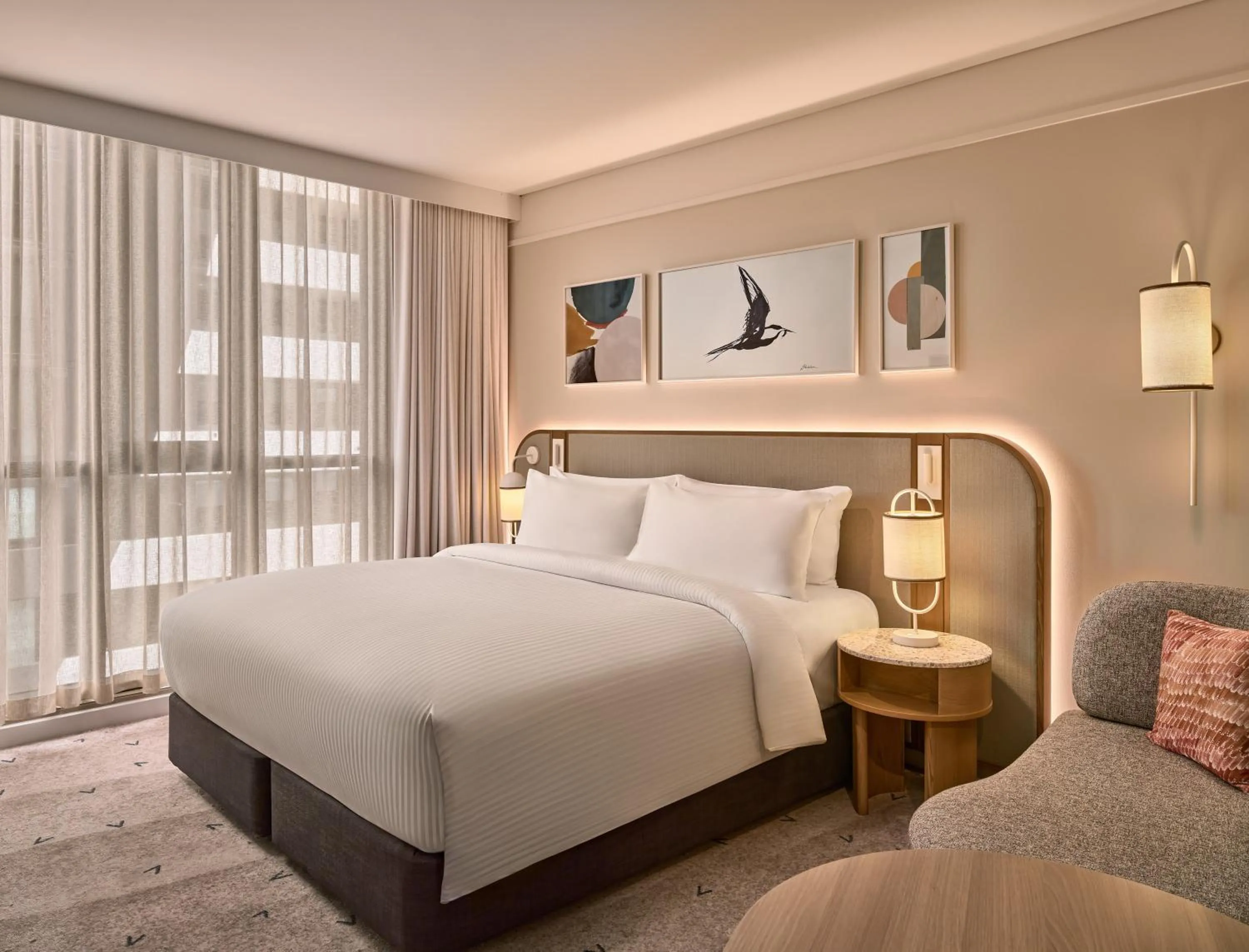 Photo of the whole room, Bed in voco Gosford by IHG