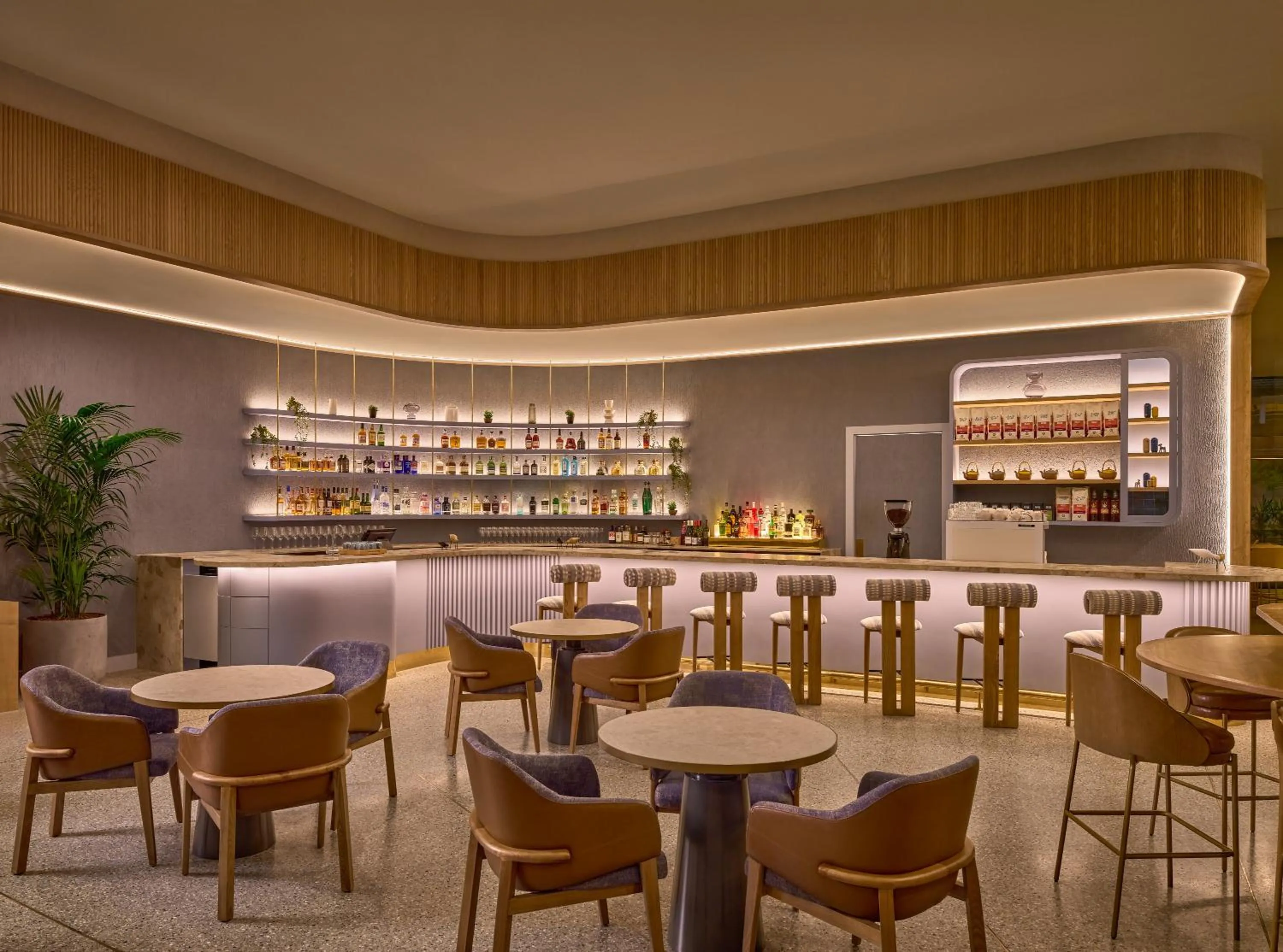 Lounge or bar in voco Gosford by IHG