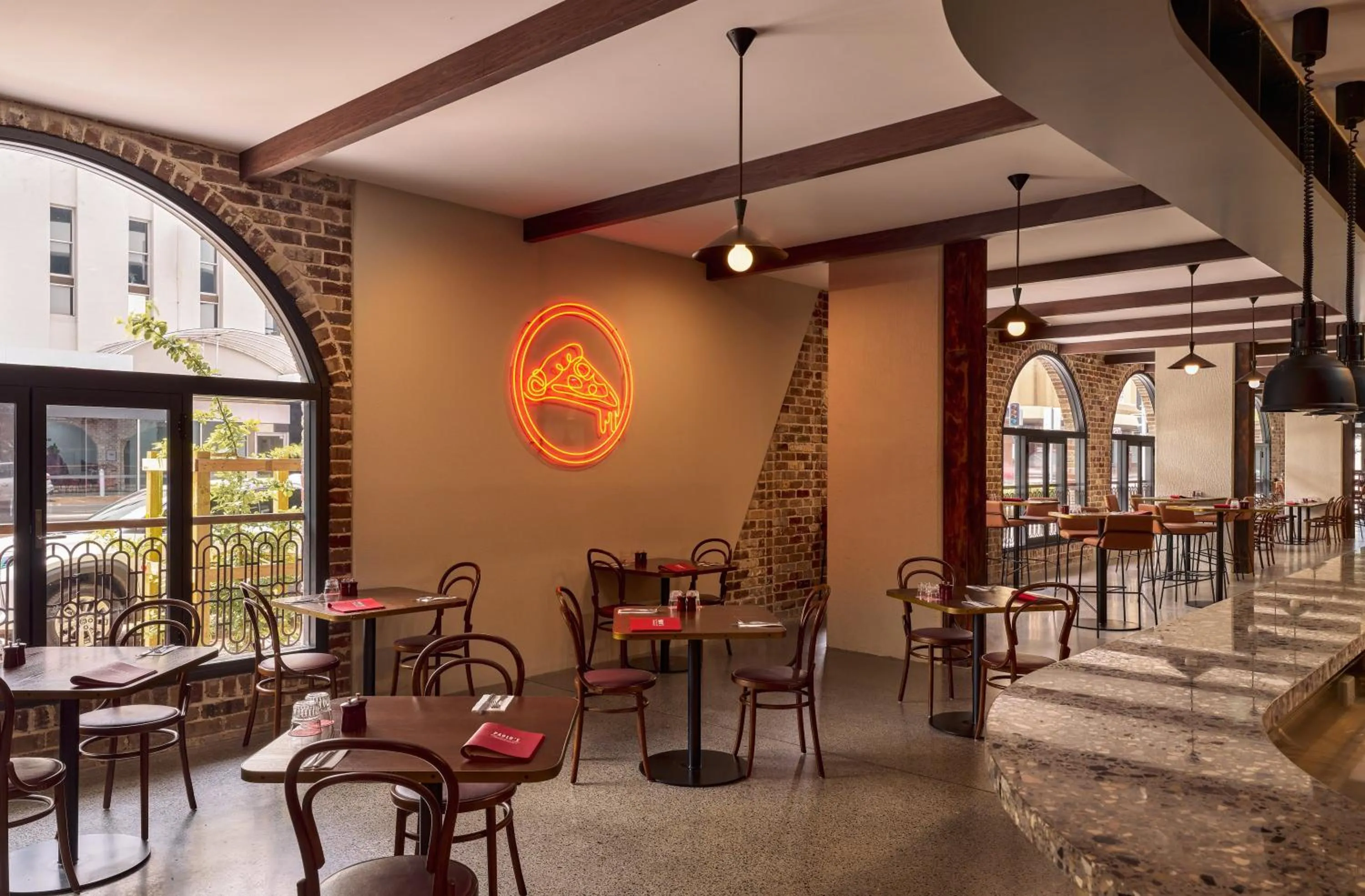 Restaurant/places to eat in voco Gosford by IHG