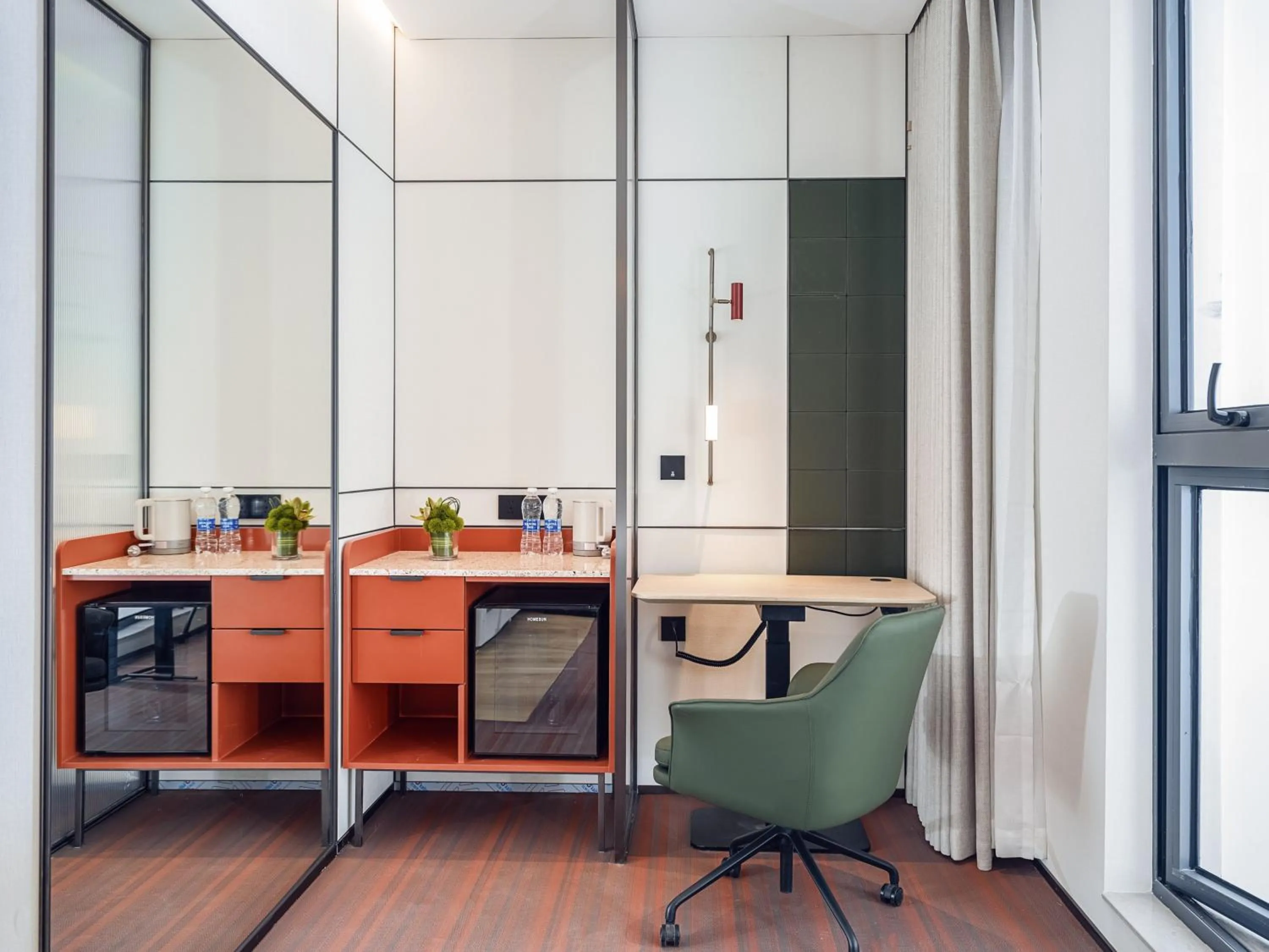 Photo of the whole room in EVEN Hotel Shanghai Jinqiao by IHG