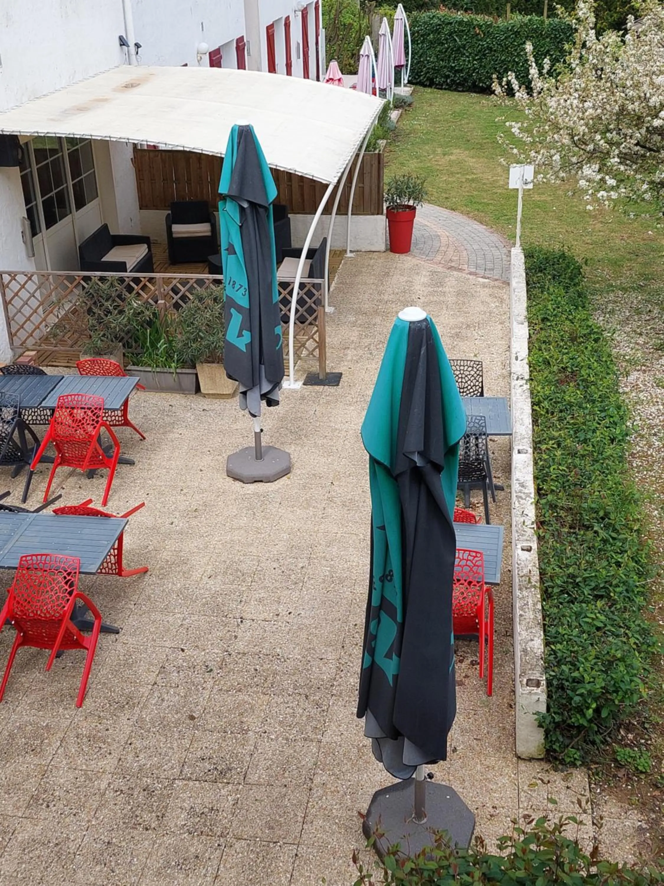 Property building in Le Mareuillais Hotel-Restaurant