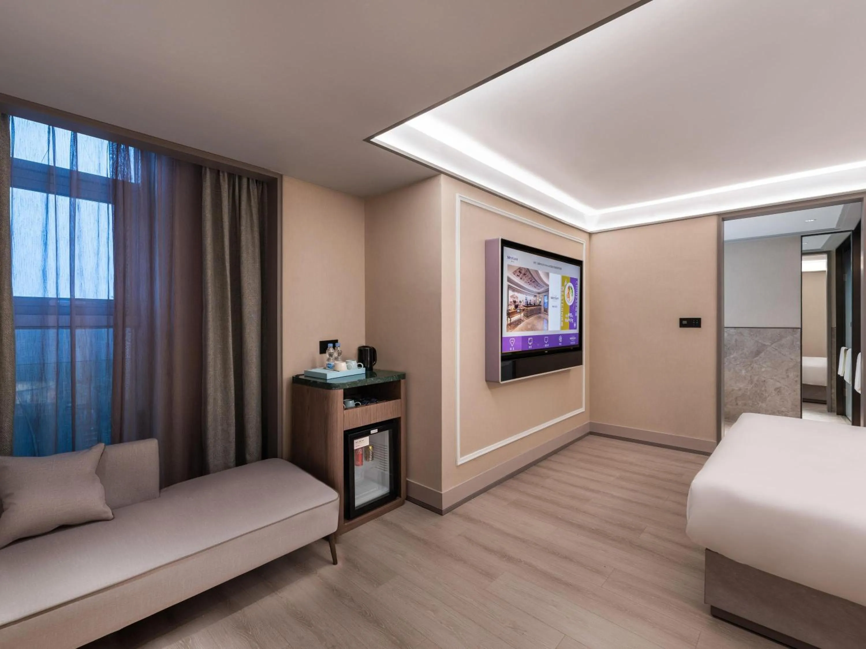 Bedroom, Bed in Mercure Hangzhou Qingchun